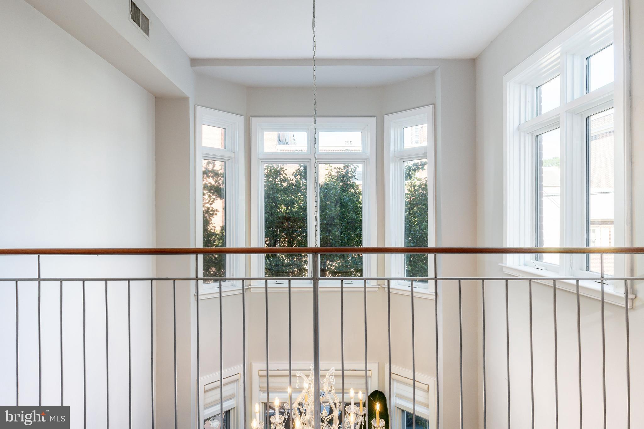 WASHINGTON SQ WEST - Residential