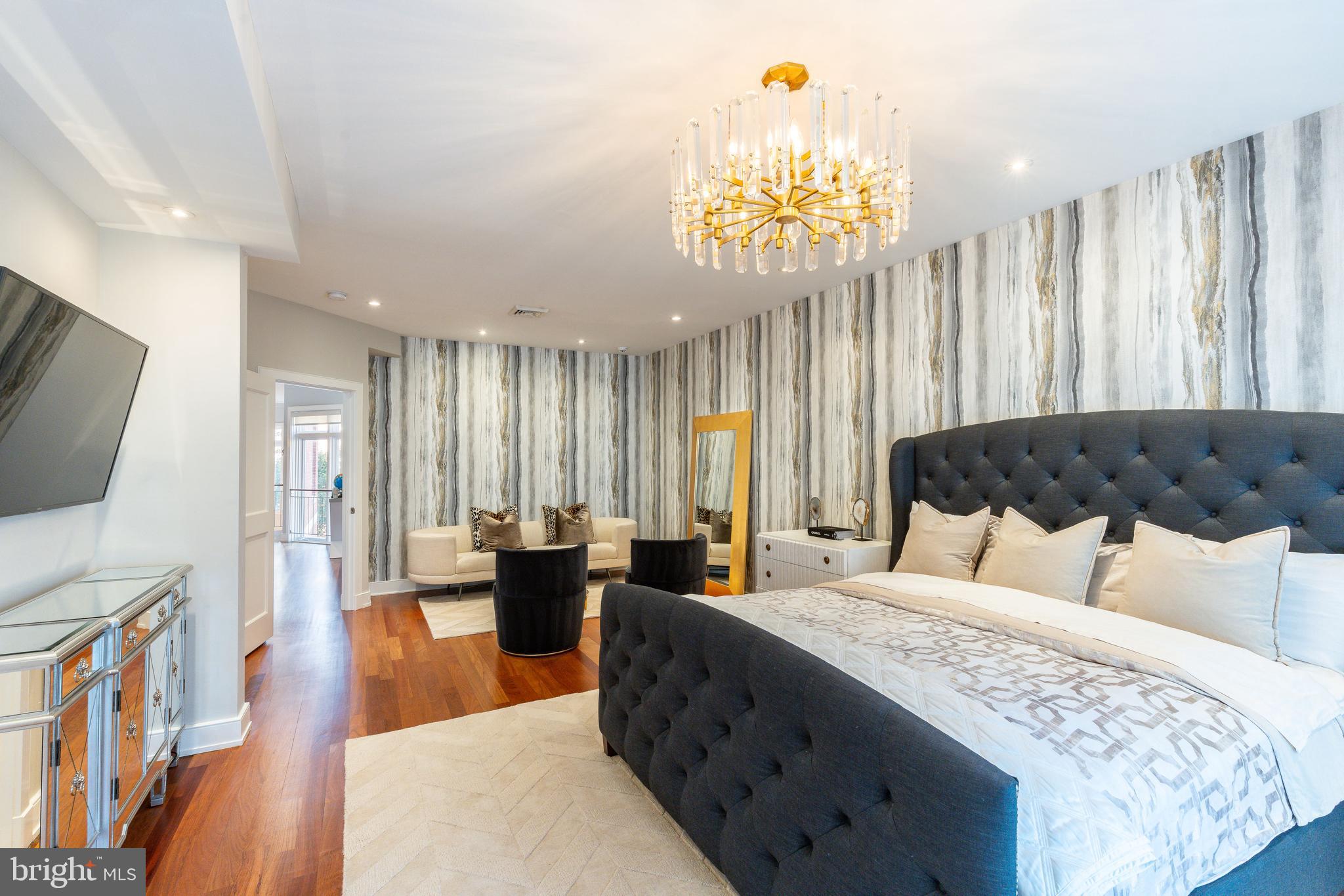 WASHINGTON SQ WEST - Residential