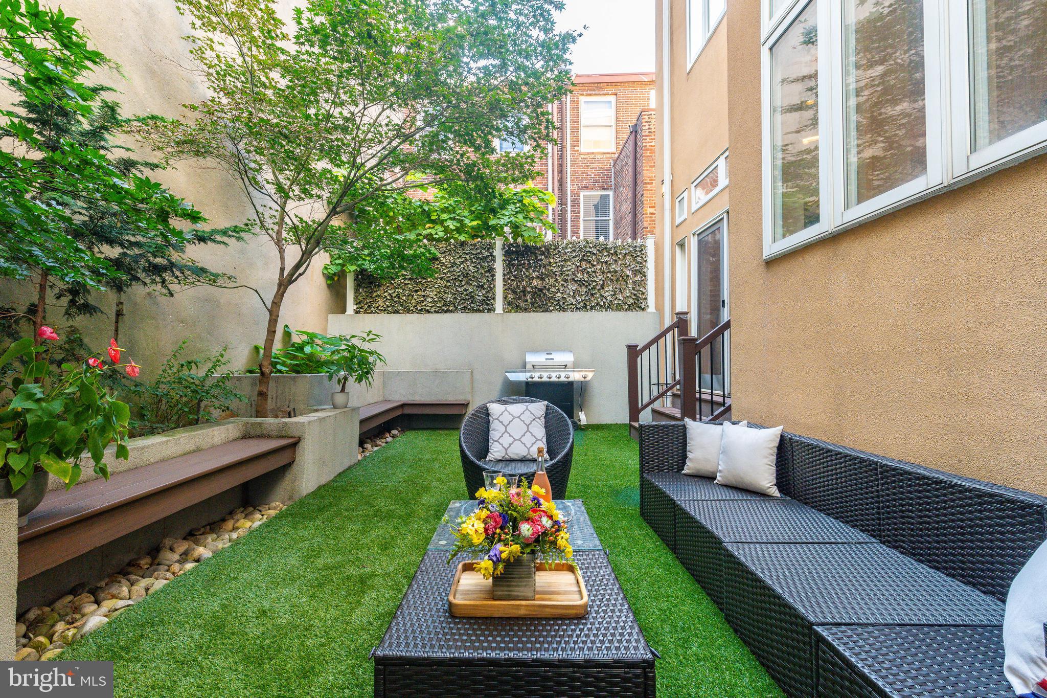 WASHINGTON SQ WEST - Residential