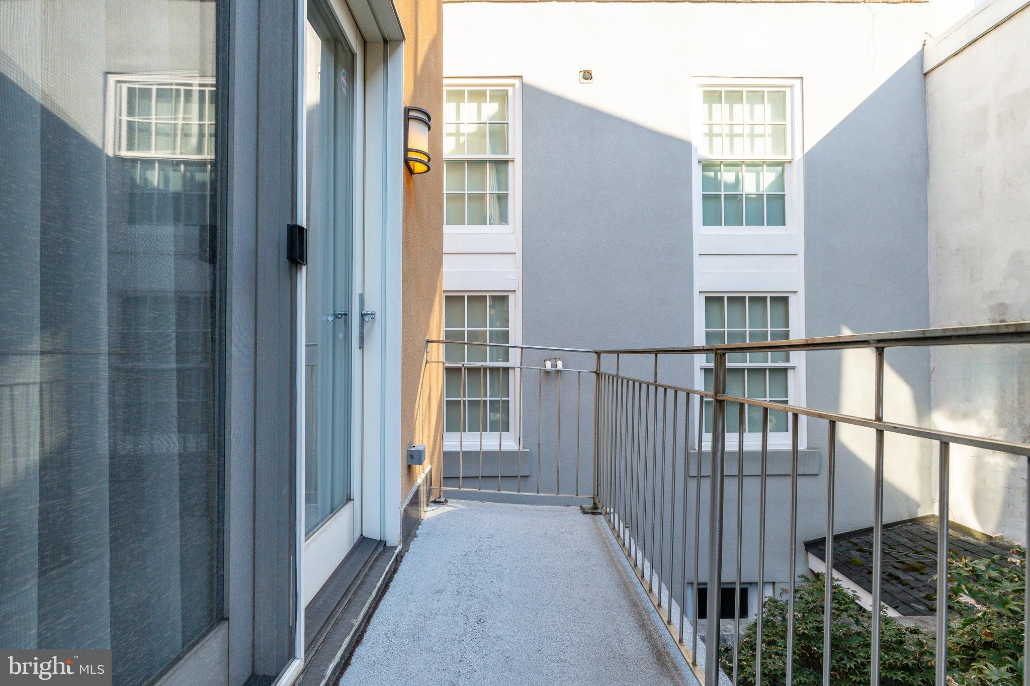 WASHINGTON SQ WEST - Residential