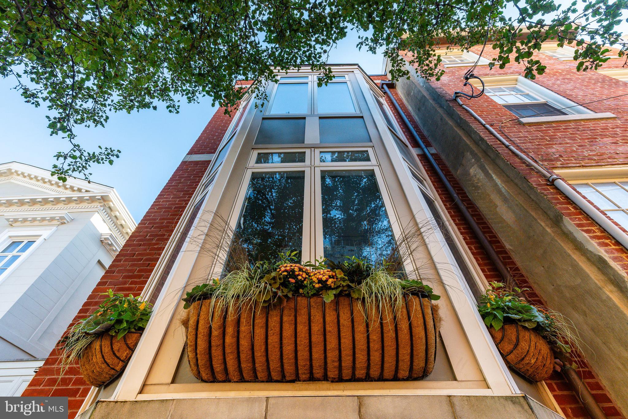WASHINGTON SQ WEST - Residential