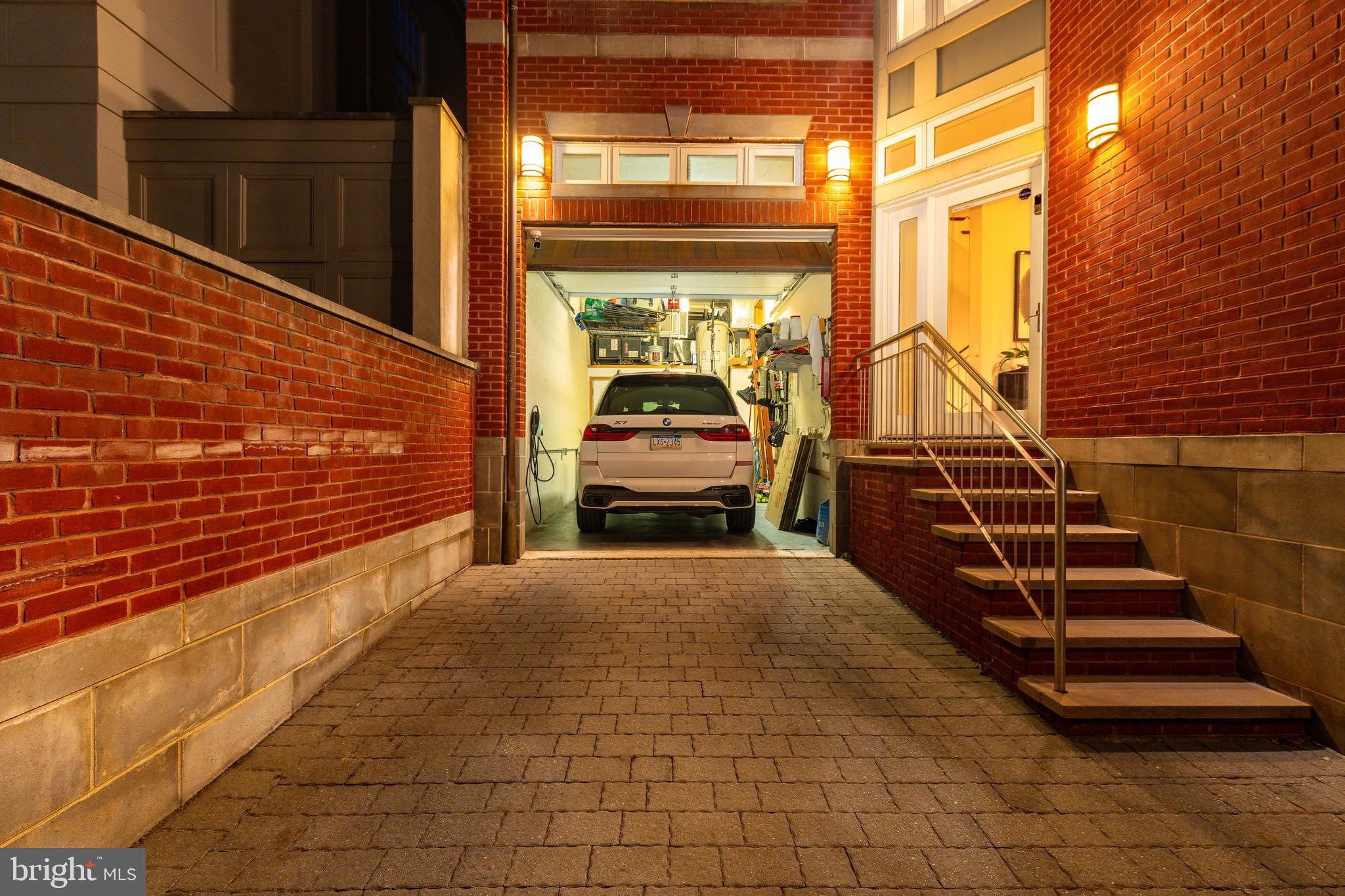 WASHINGTON SQ WEST - Residential