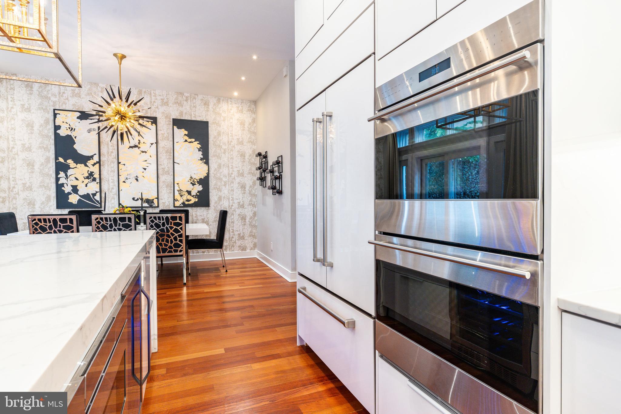 WASHINGTON SQ WEST - Residential