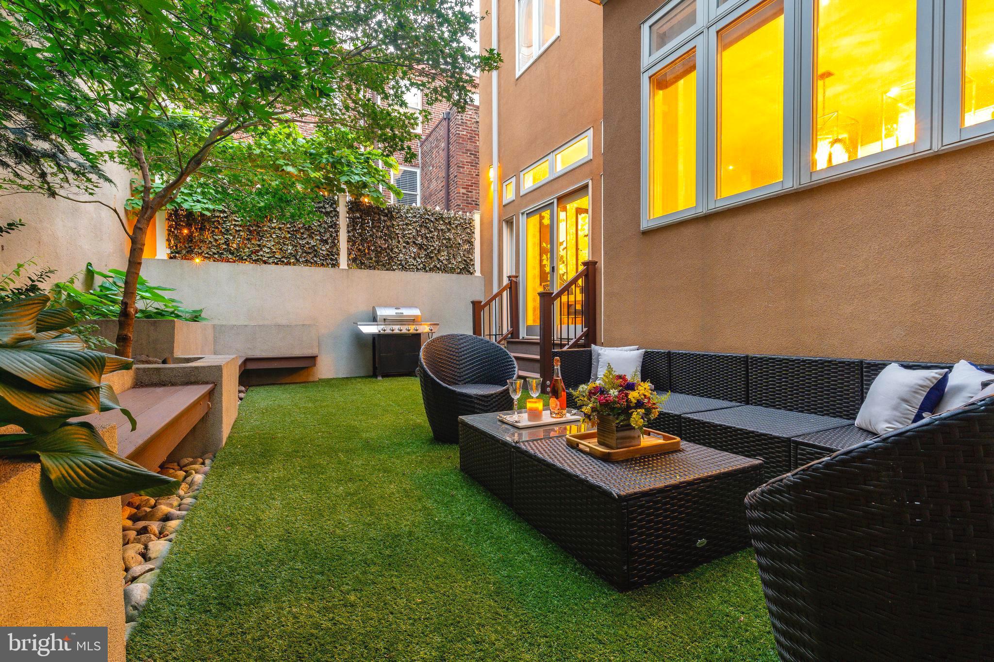 WASHINGTON SQ WEST - Residential