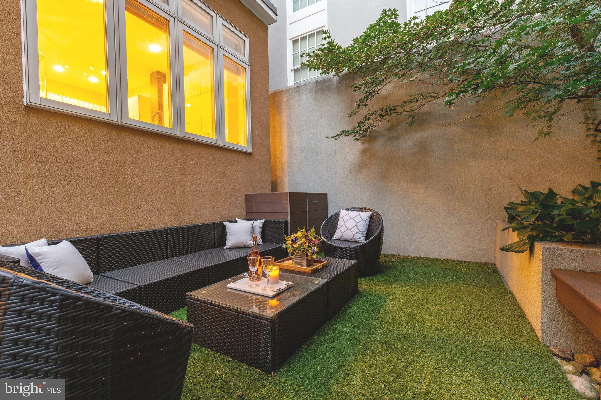 WASHINGTON SQ WEST - Residential