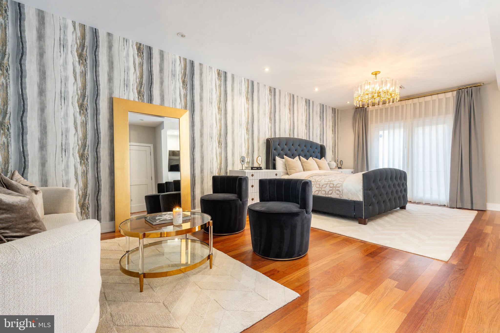 WASHINGTON SQ WEST - Residential