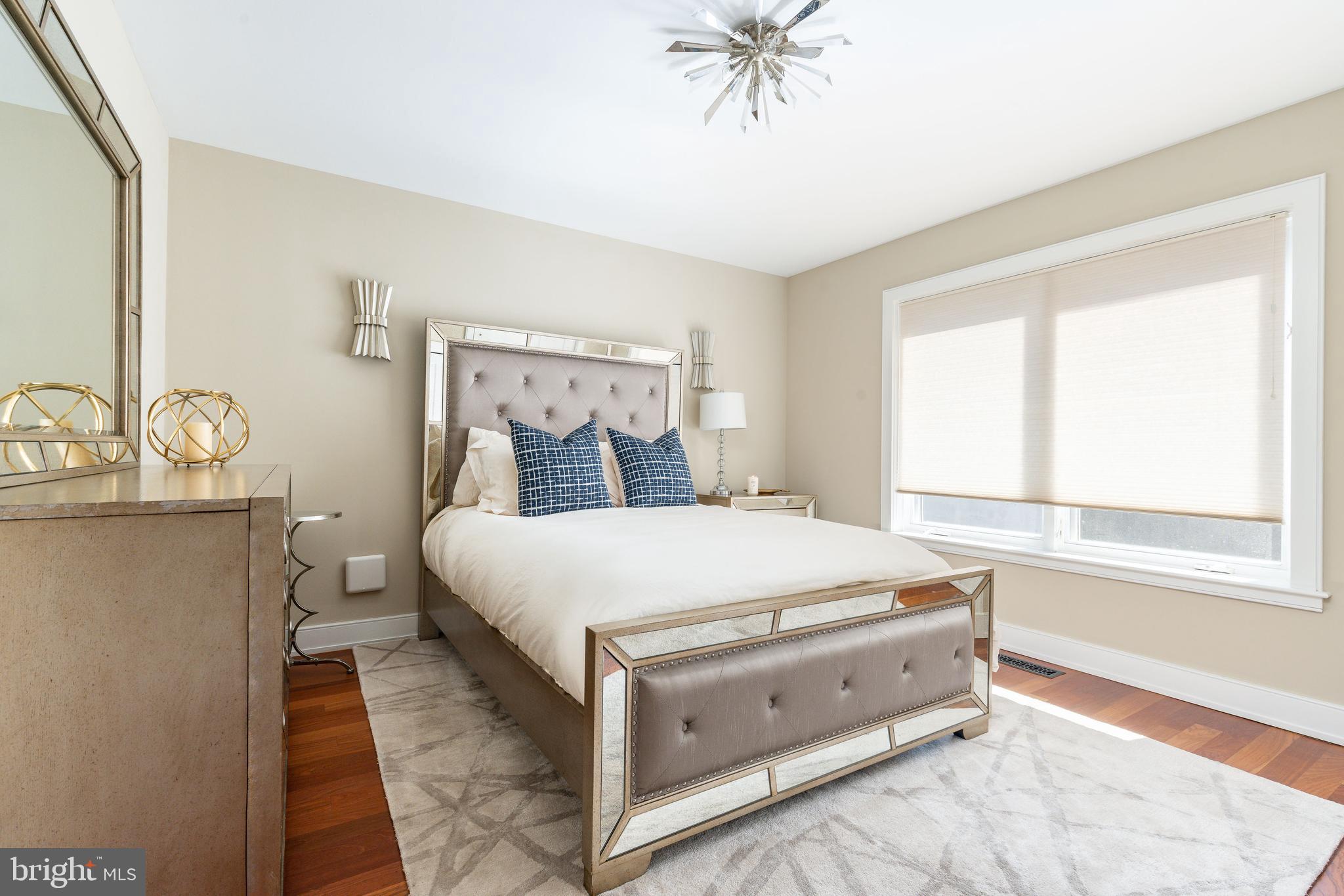 WASHINGTON SQ WEST - Residential