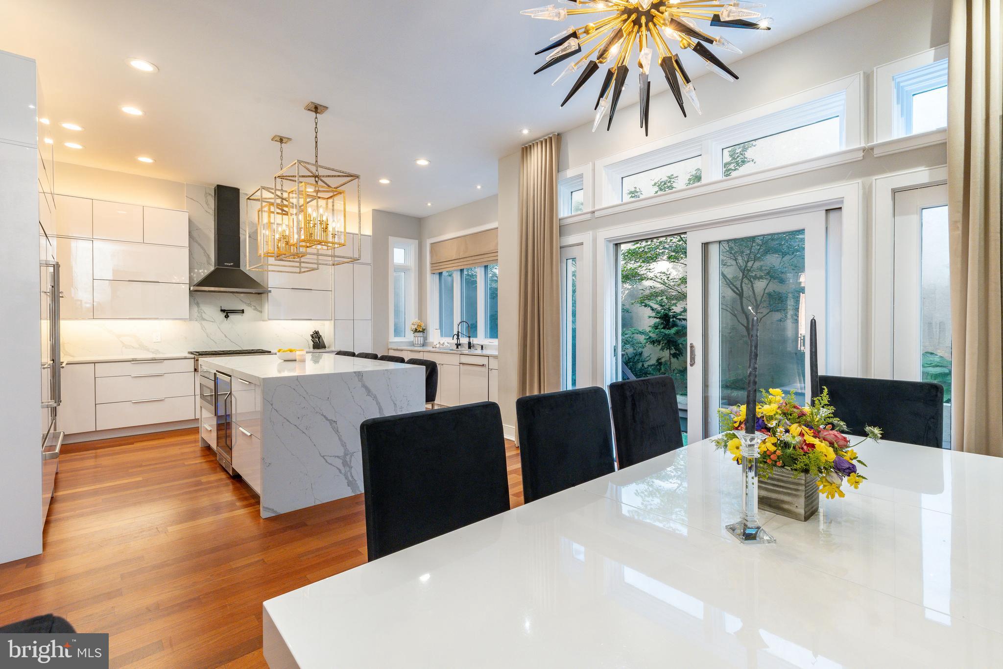 WASHINGTON SQ WEST - Residential