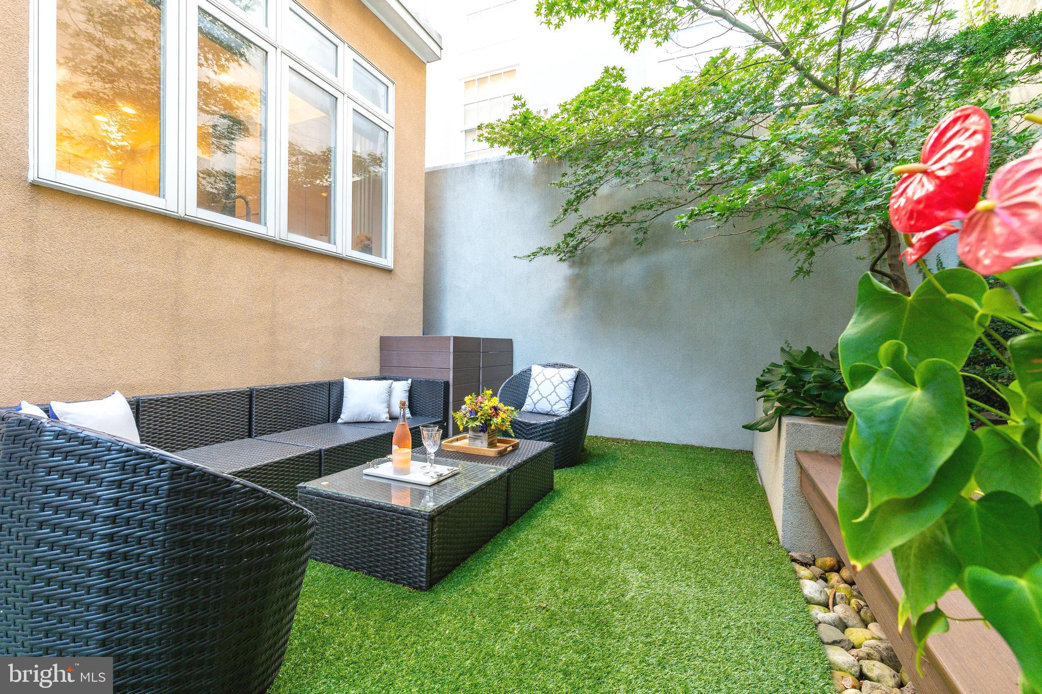 WASHINGTON SQ WEST - Residential