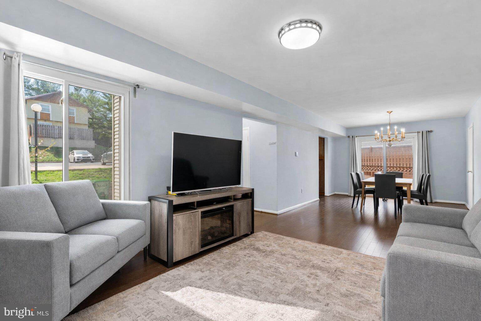 32 ANNA COURT 281