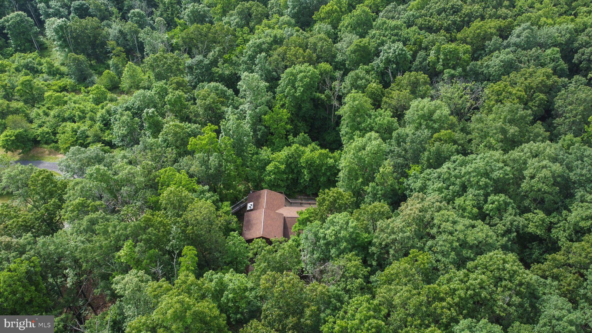 COOLFONT MOUNTAINSIDE - Residential