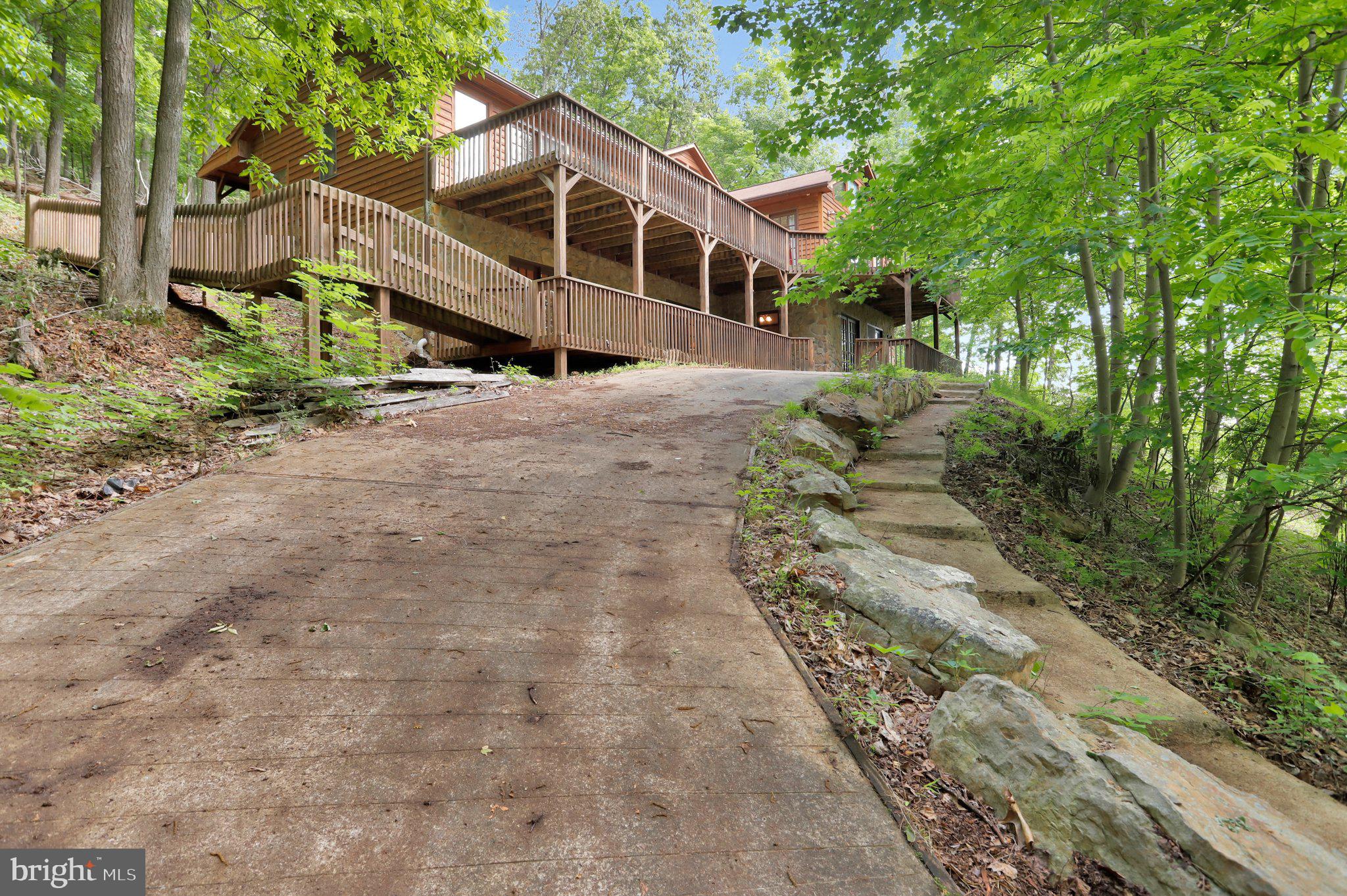 COOLFONT MOUNTAINSIDE - Residential