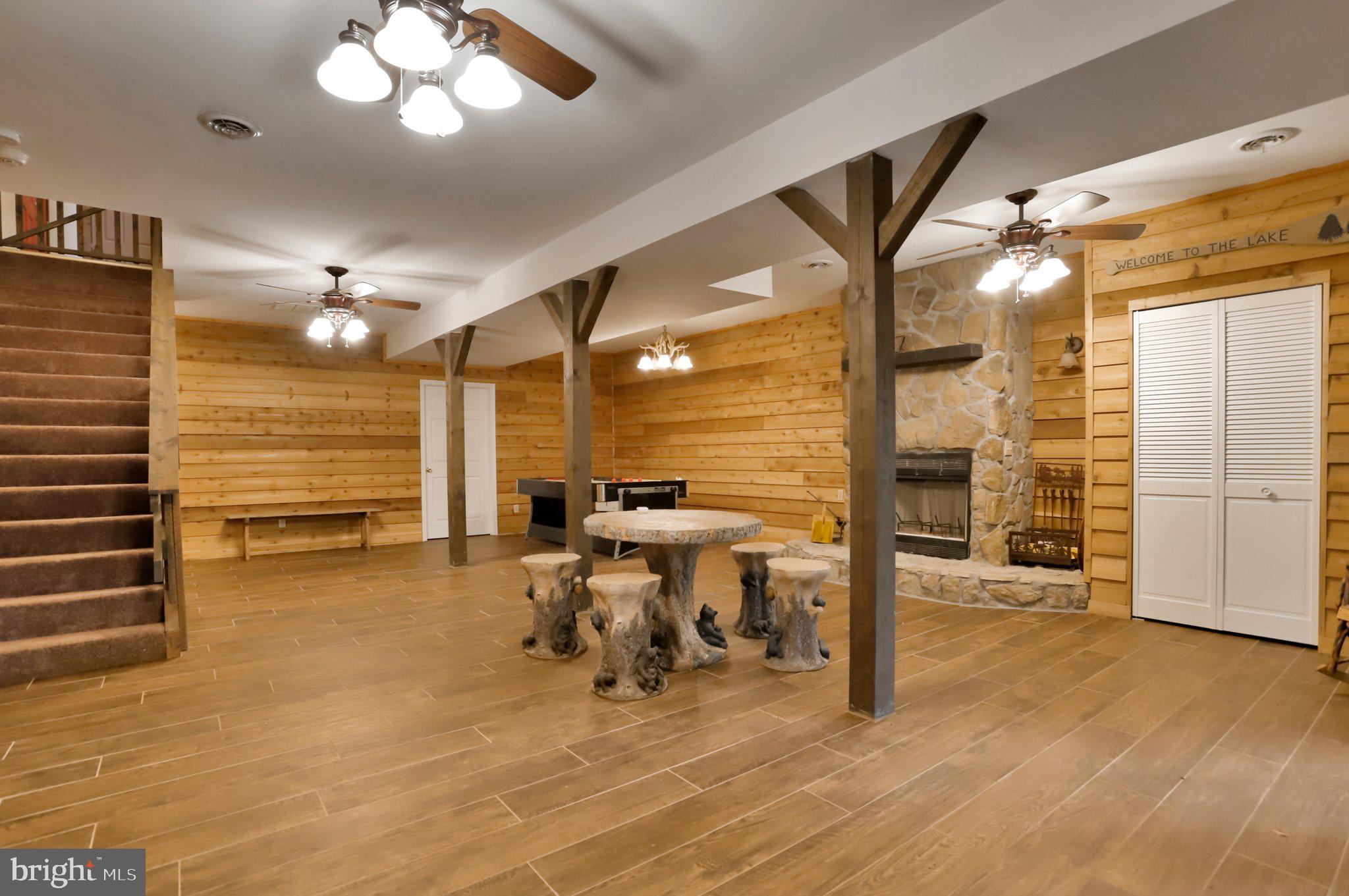 COOLFONT MOUNTAINSIDE - Residential