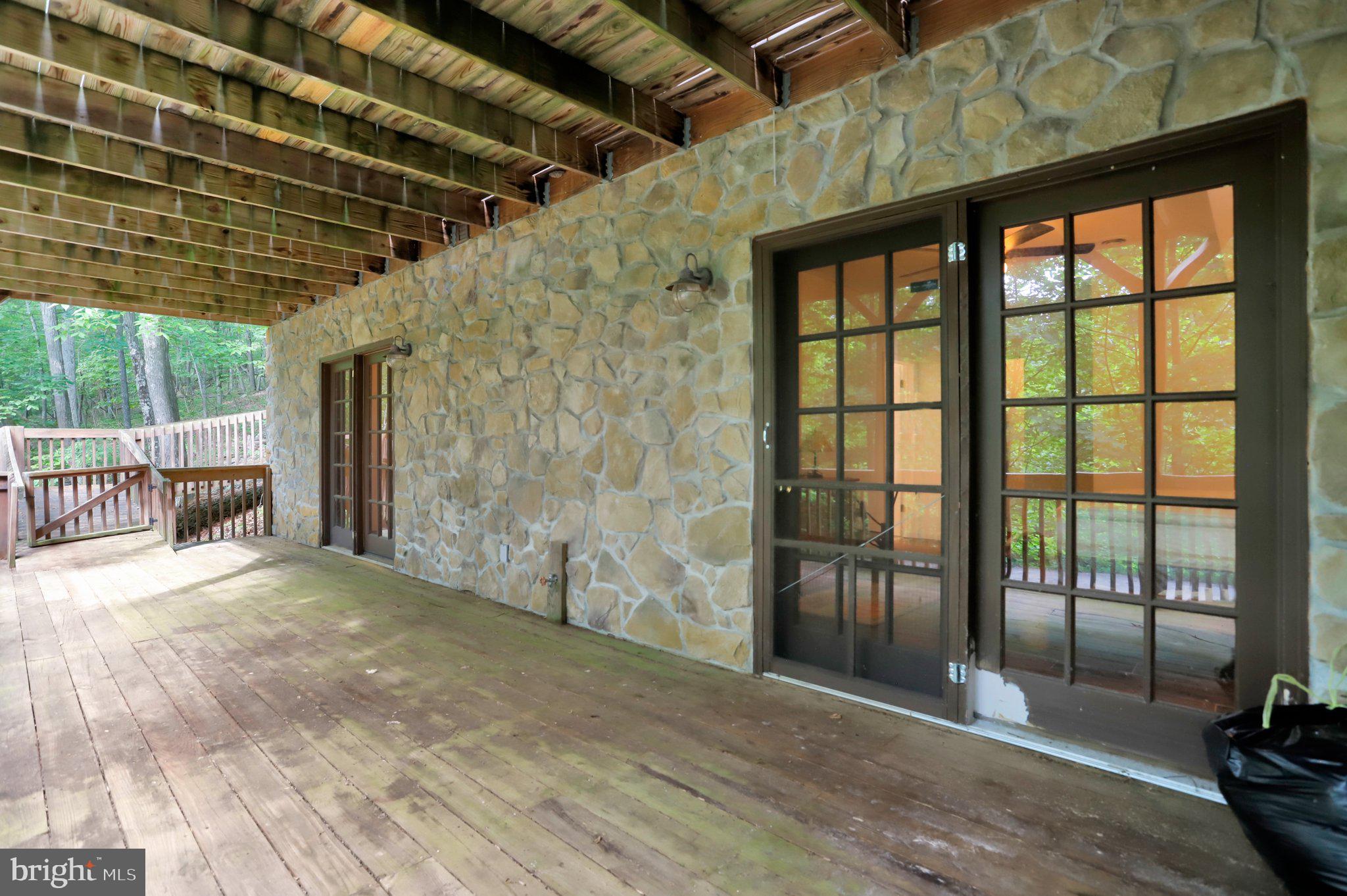 COOLFONT MOUNTAINSIDE - Residential