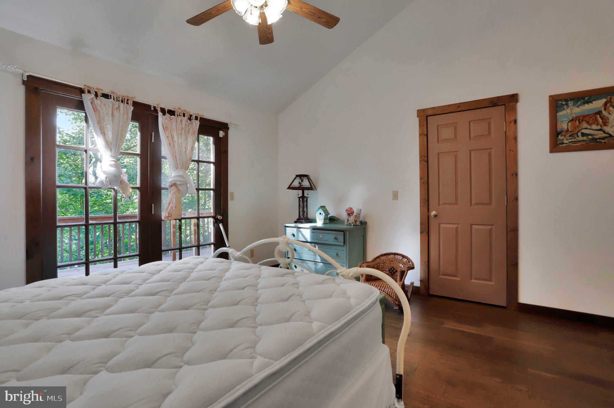 COOLFONT MOUNTAINSIDE - Residential