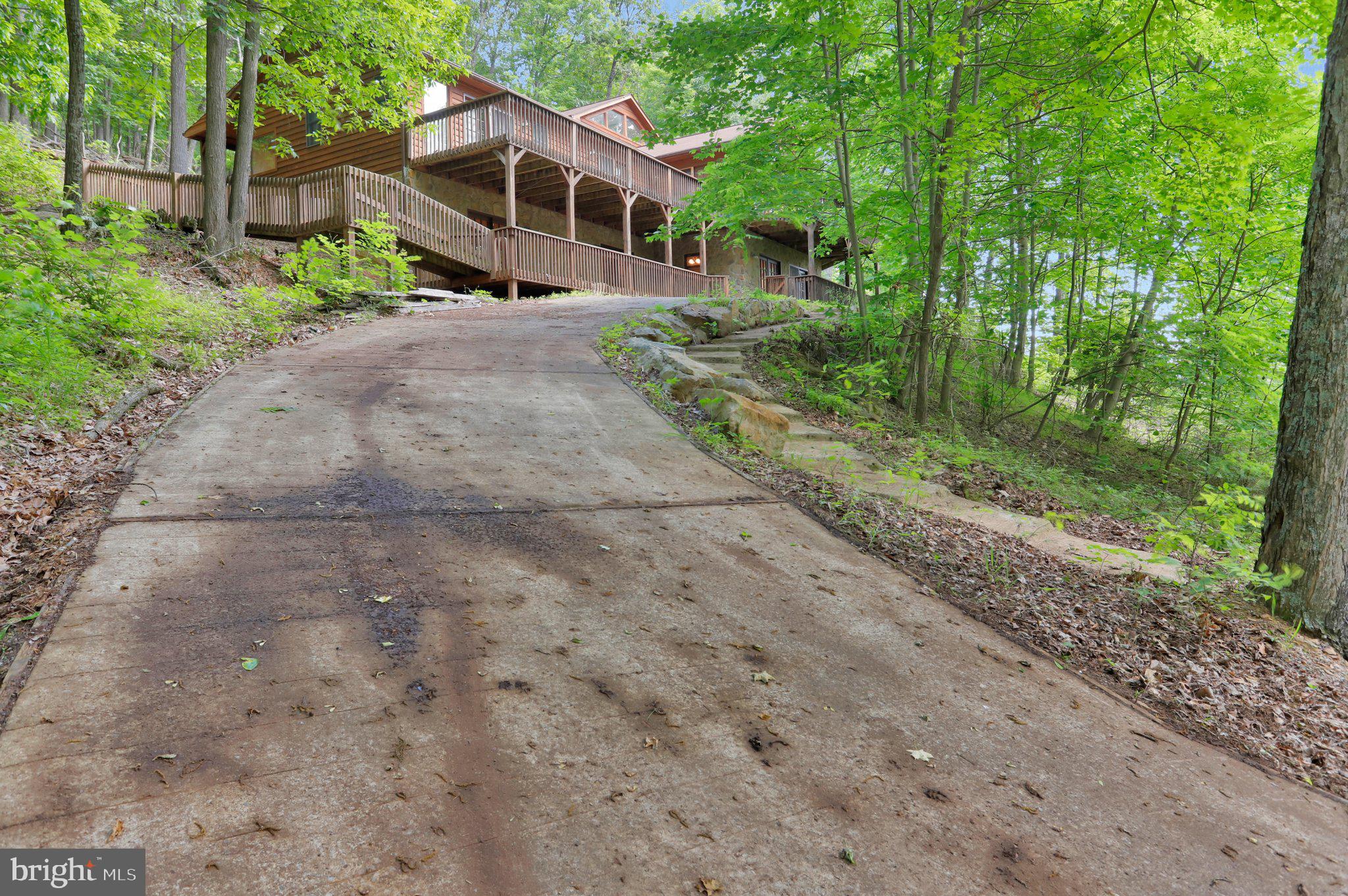 COOLFONT MOUNTAINSIDE - Residential