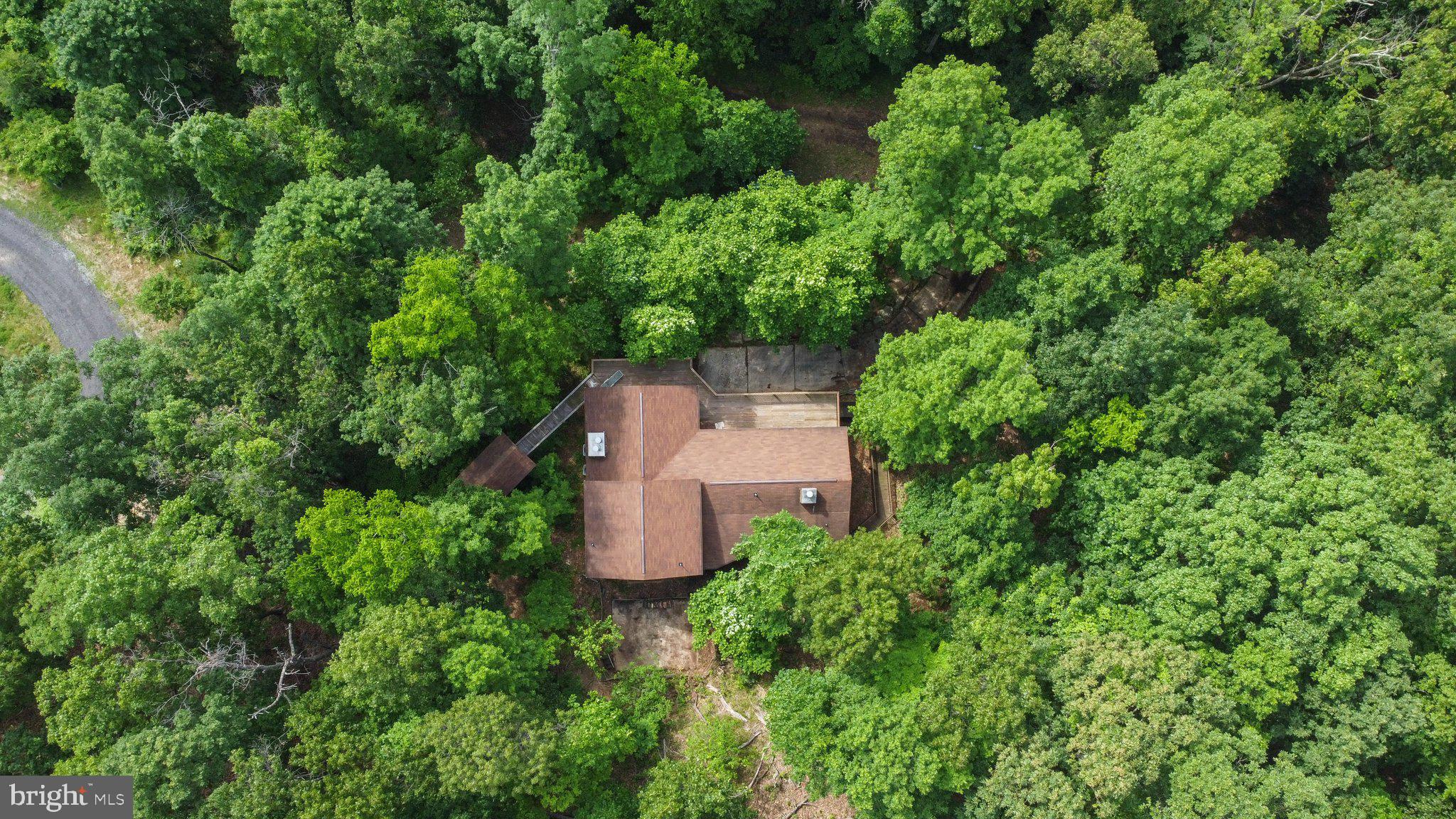 COOLFONT MOUNTAINSIDE - Residential