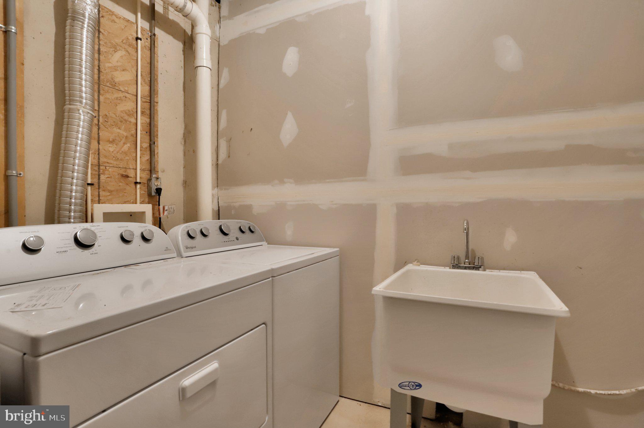 COOLFONT MOUNTAINSIDE - Residential