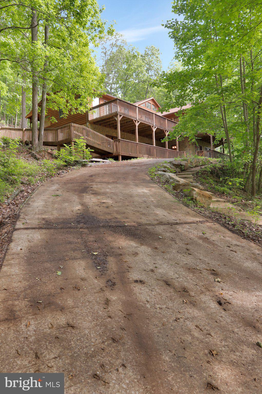 COOLFONT MOUNTAINSIDE - Residential