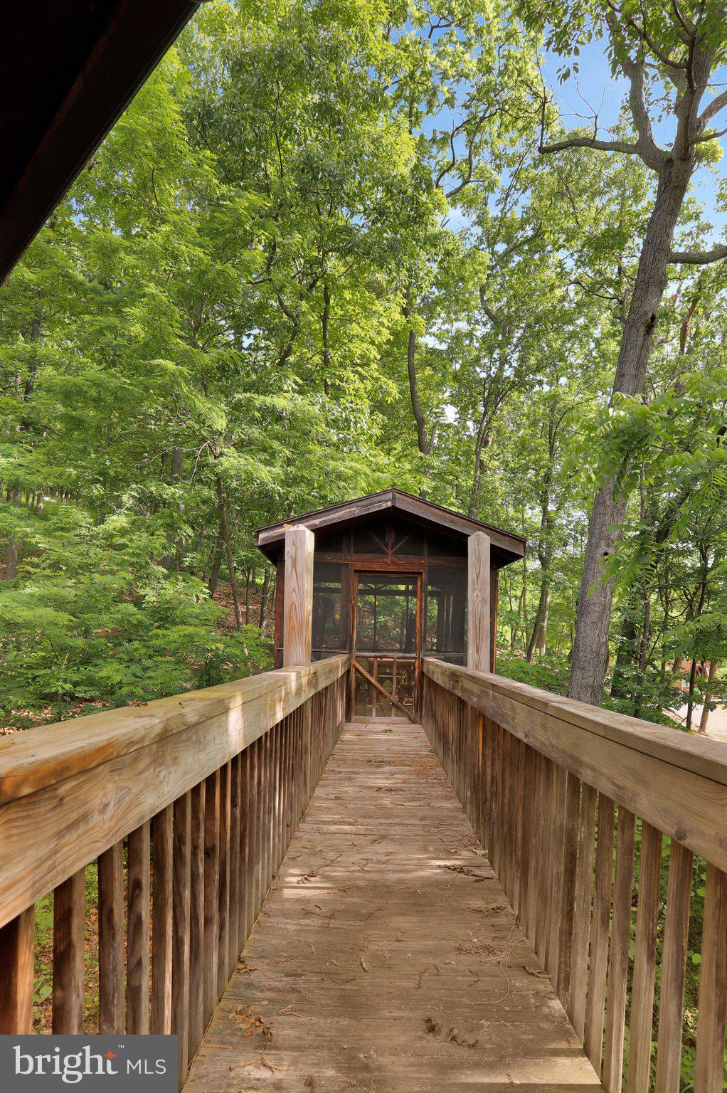 COOLFONT MOUNTAINSIDE - Residential