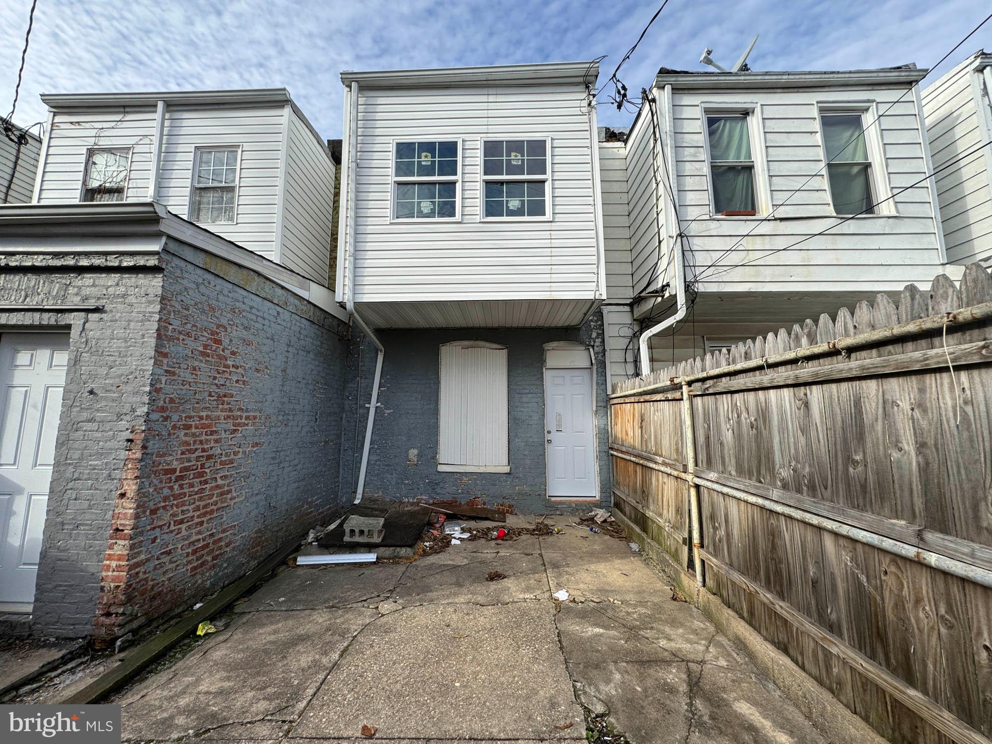 MADISON EASTEND - Residential