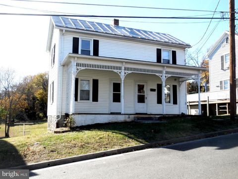 359 W SPRING STREET WOODSTOCK VA 22664