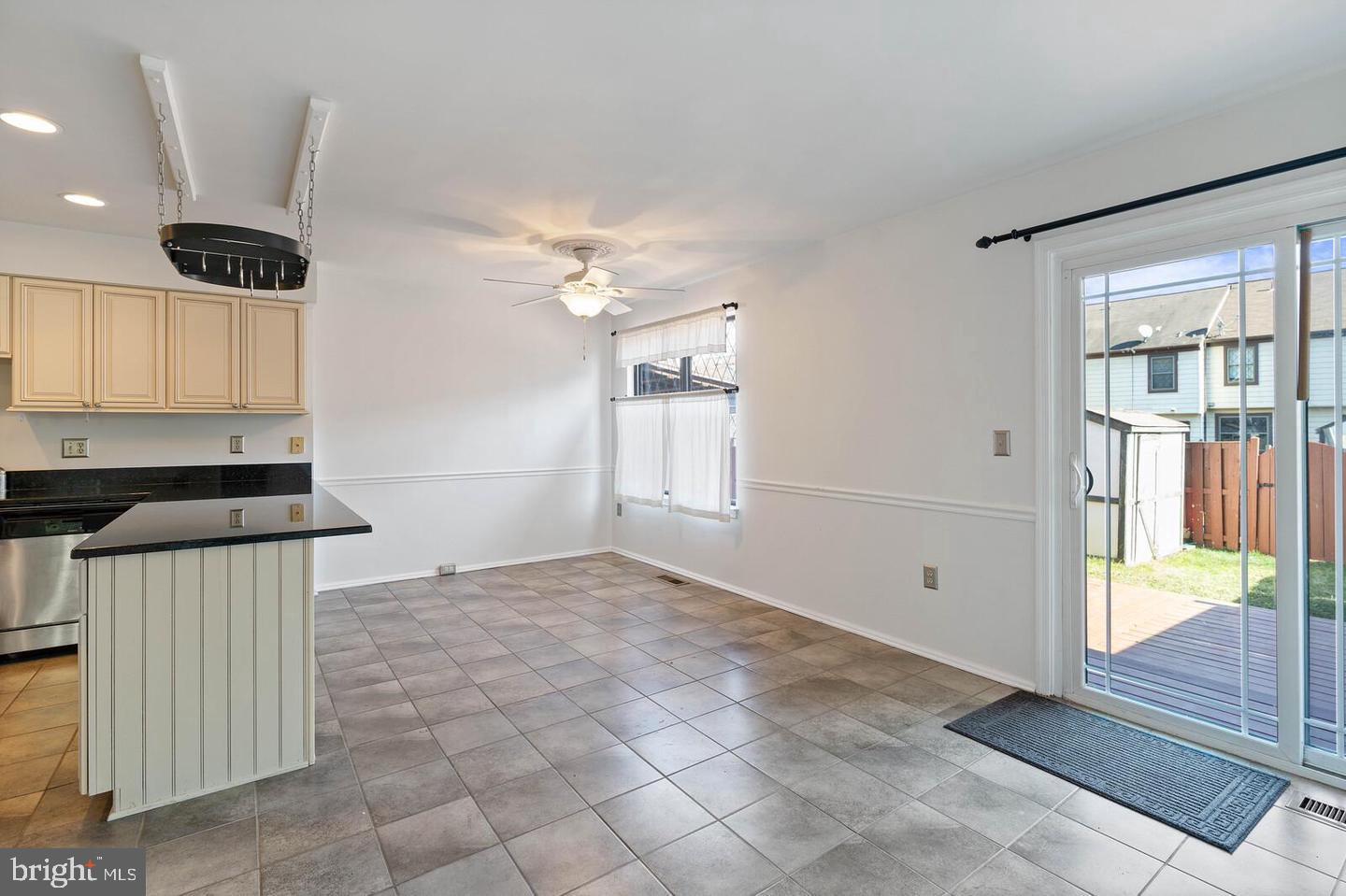 COUNTRYSIDE - Residential Lease