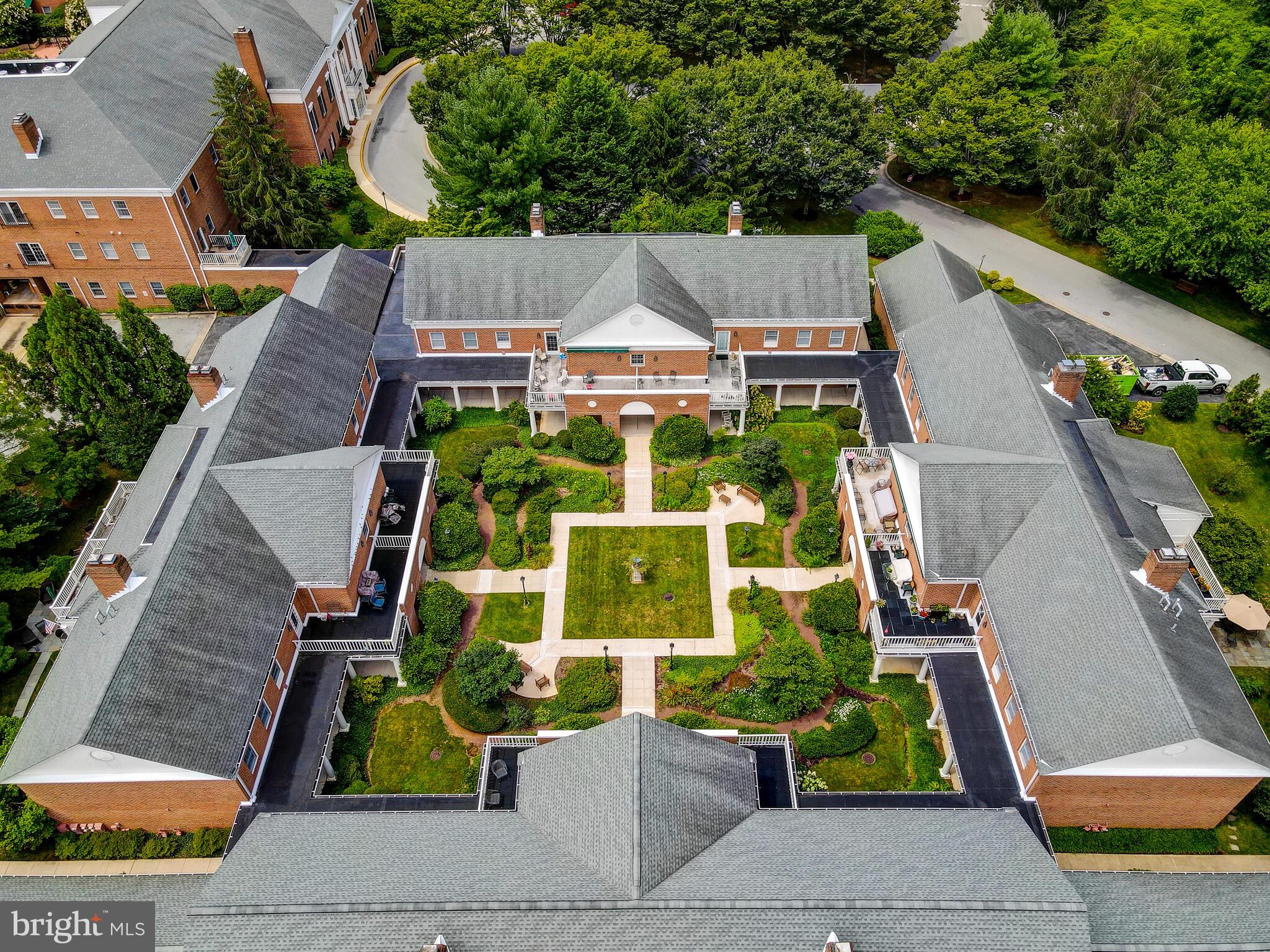 BRIGHTWOOD - Residential