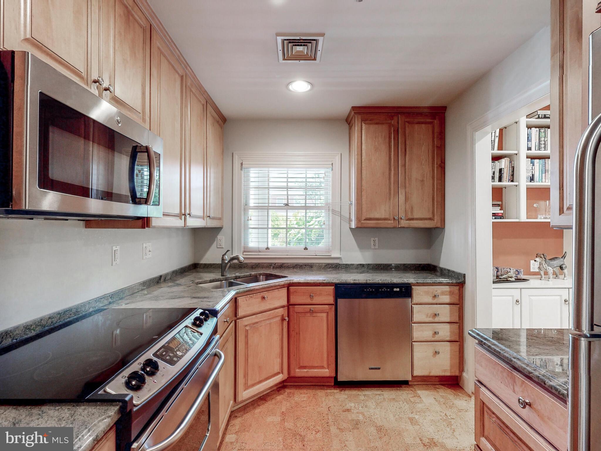 BRIGHTWOOD - Residential