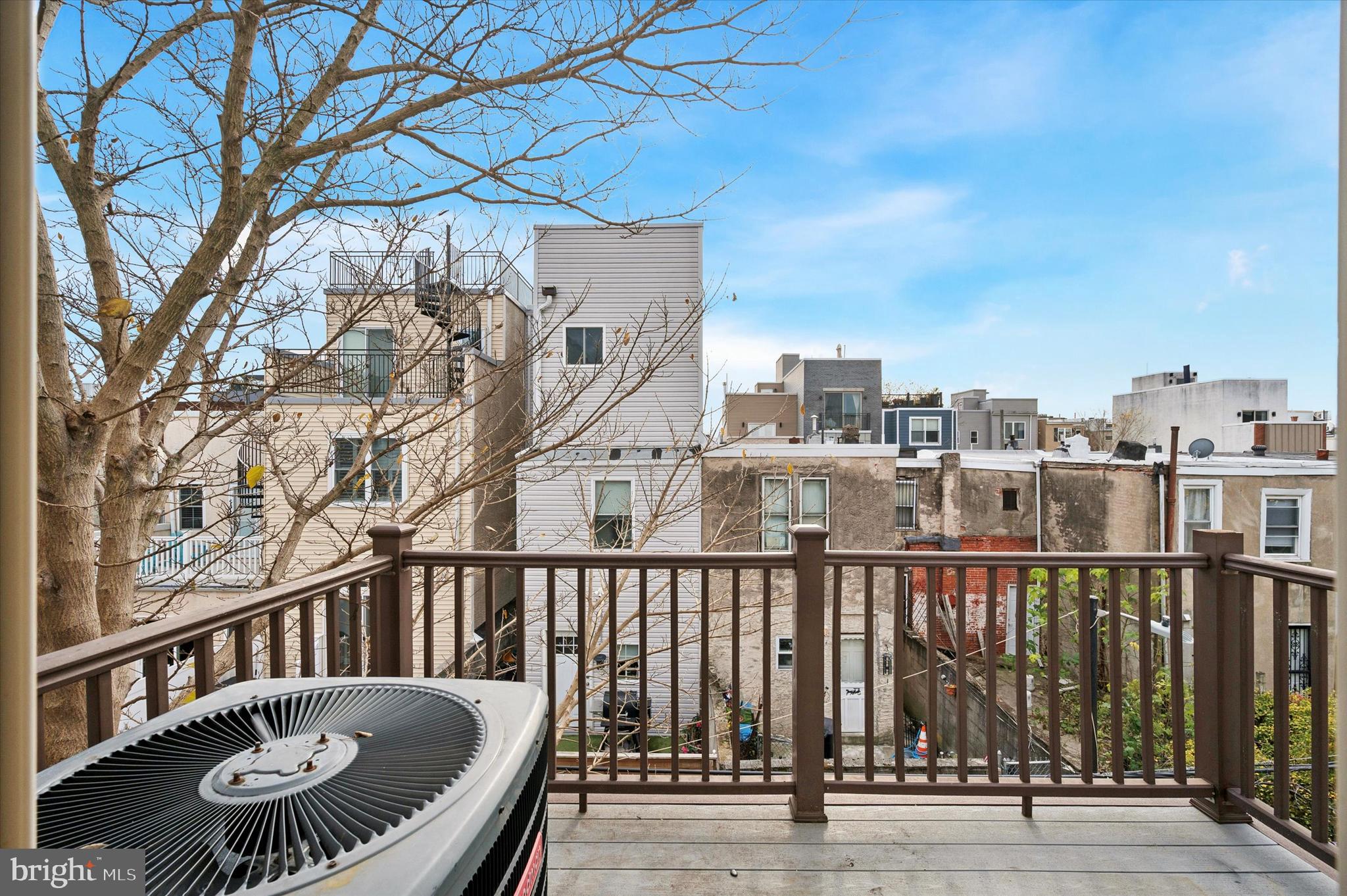 POINT BREEZE - Residential