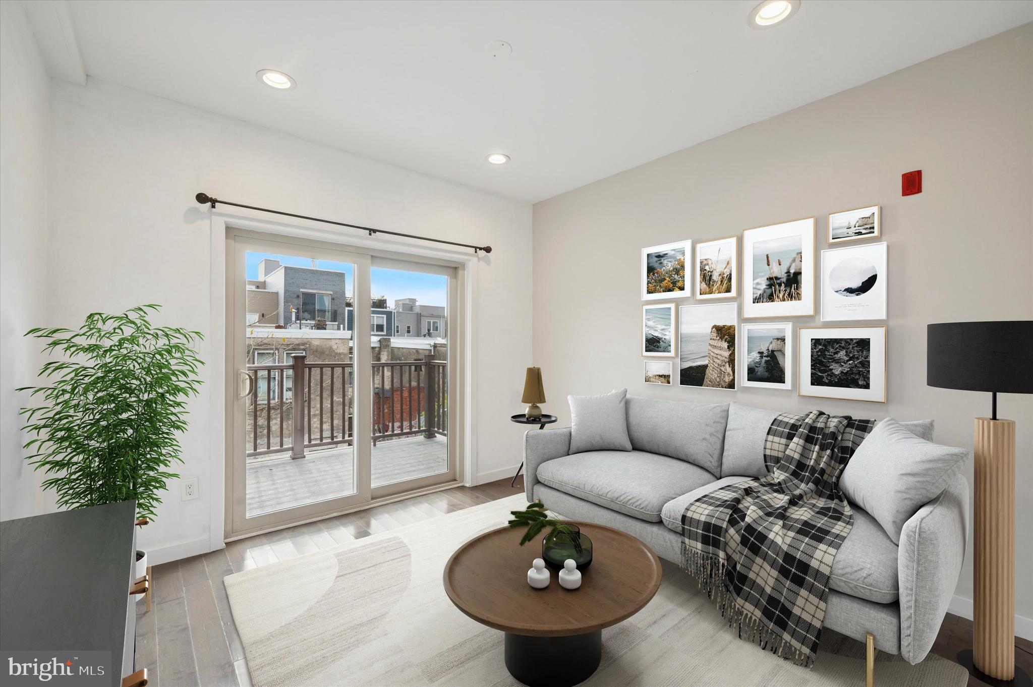 POINT BREEZE - Residential