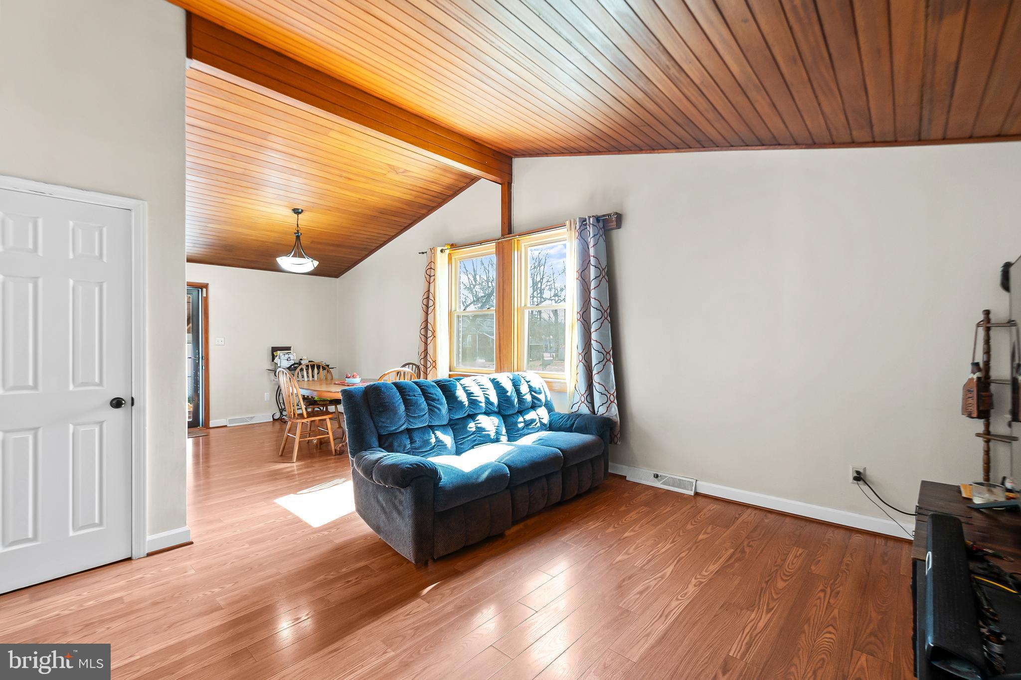 PRINCETON - Residential