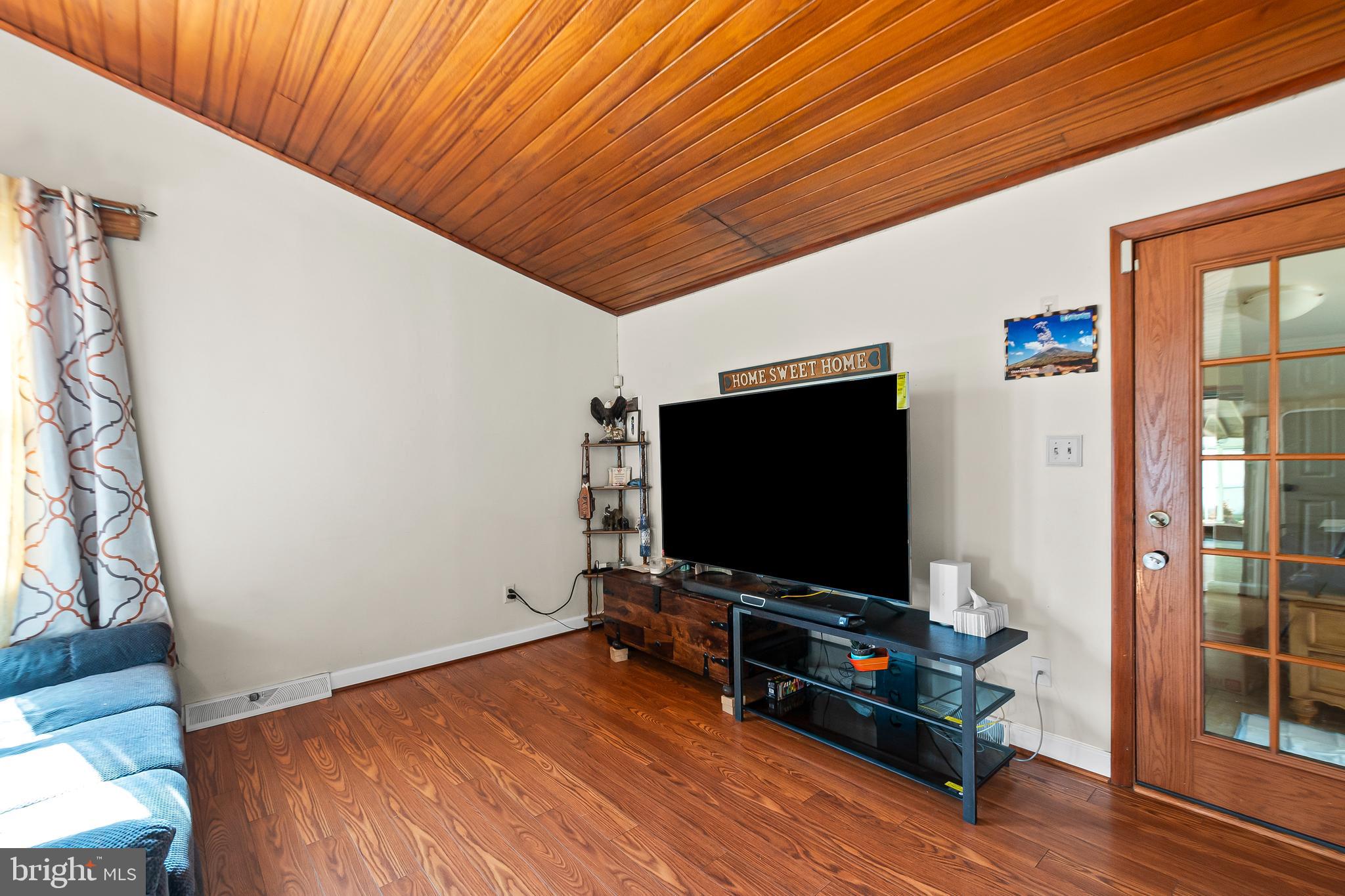 PRINCETON - Residential