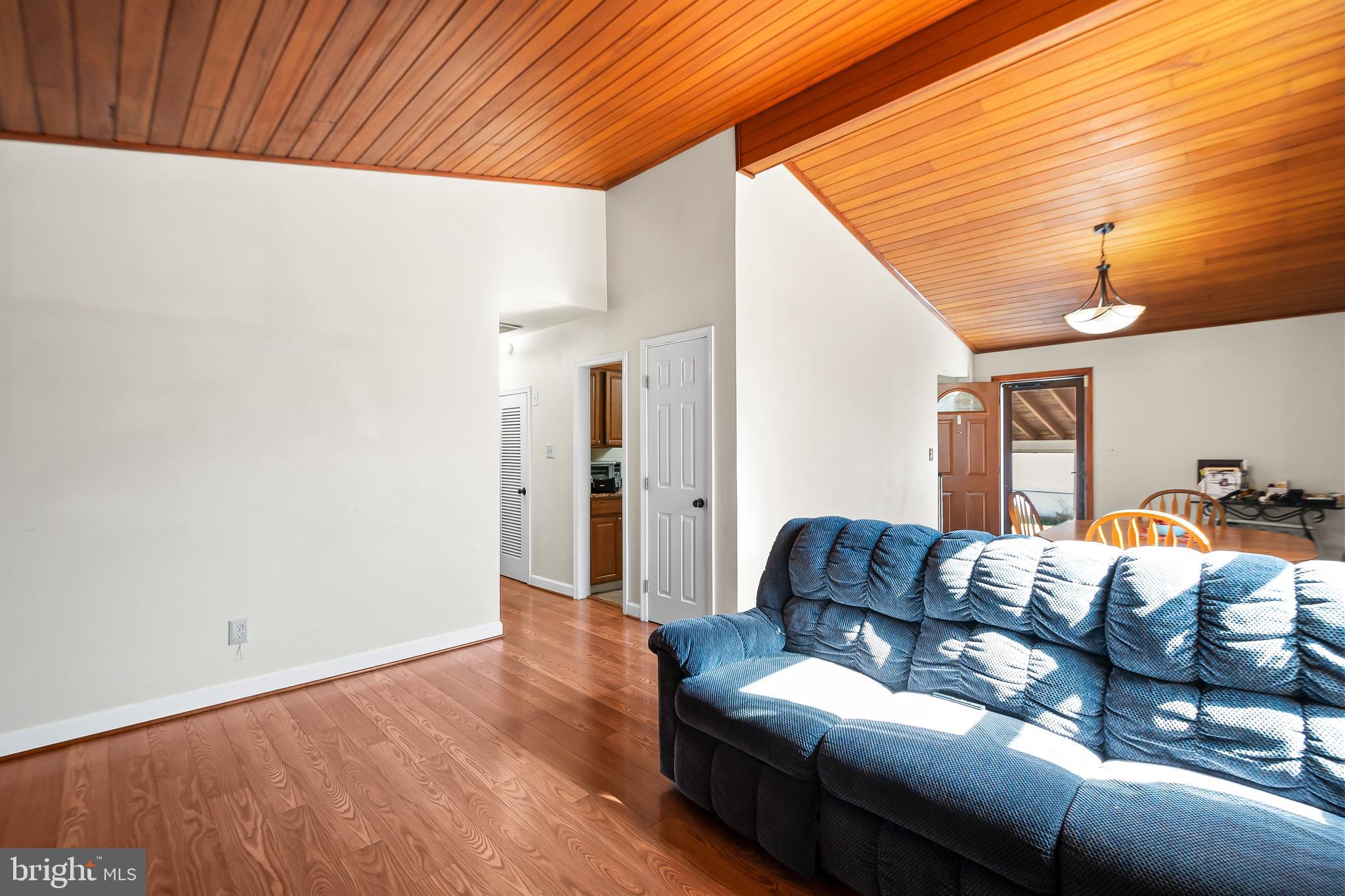 PRINCETON - Residential