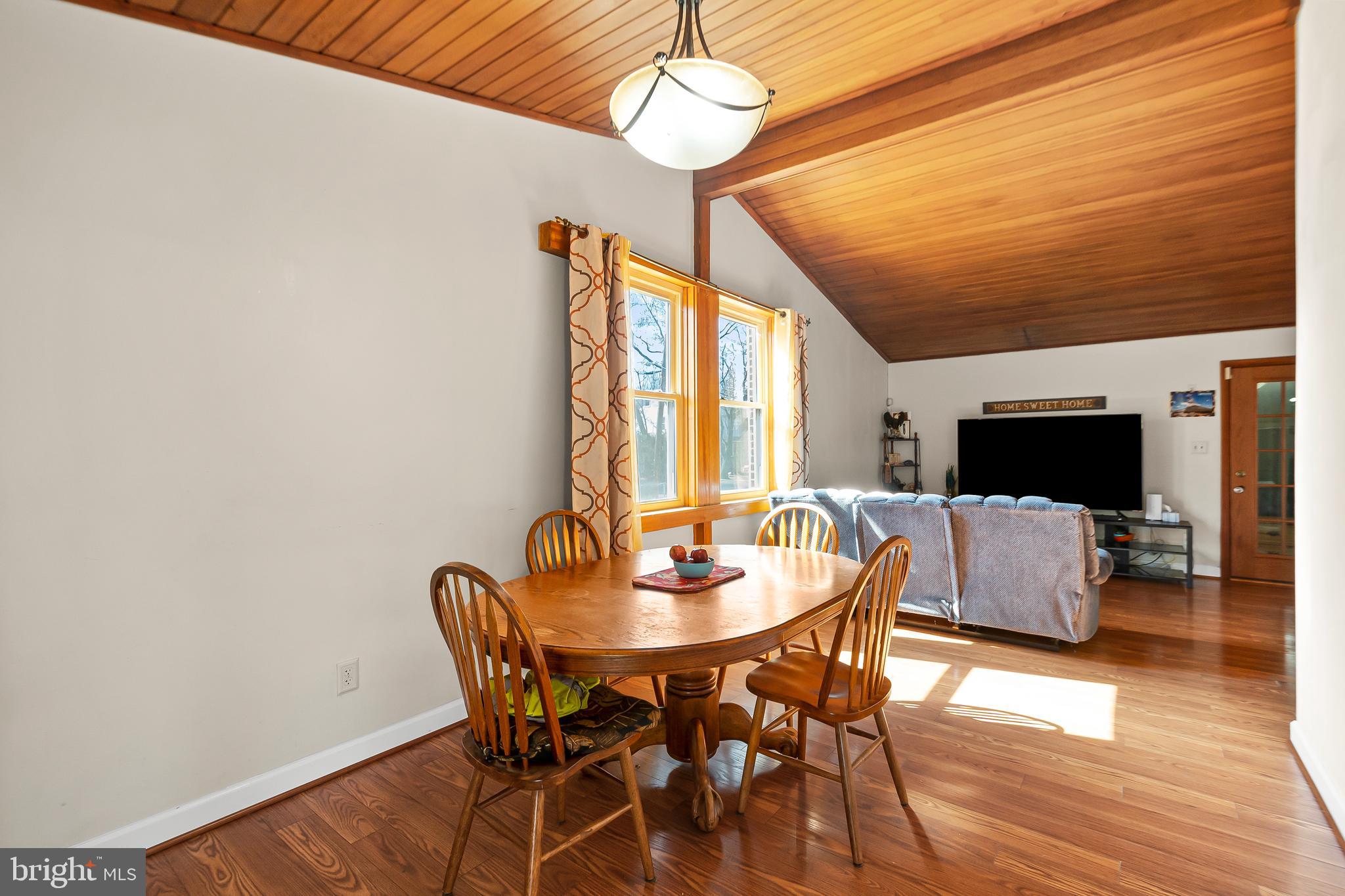 PRINCETON - Residential