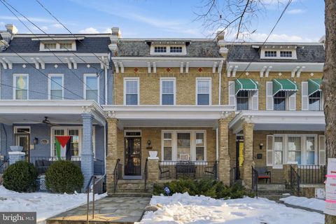 824 EMERSON STREET NW WASHINGTON DC 20011