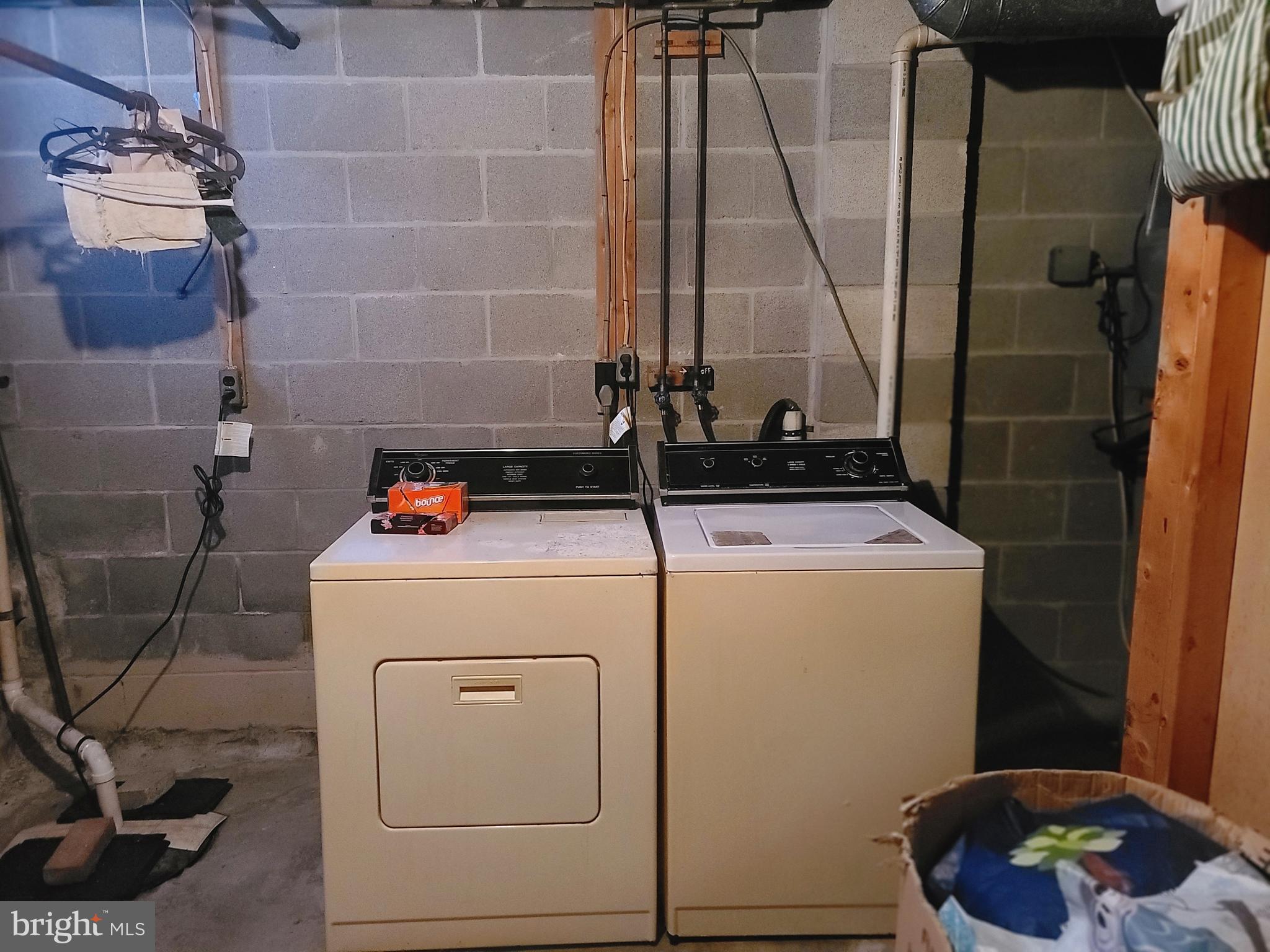 FAIRMOUNT PARK - Residential