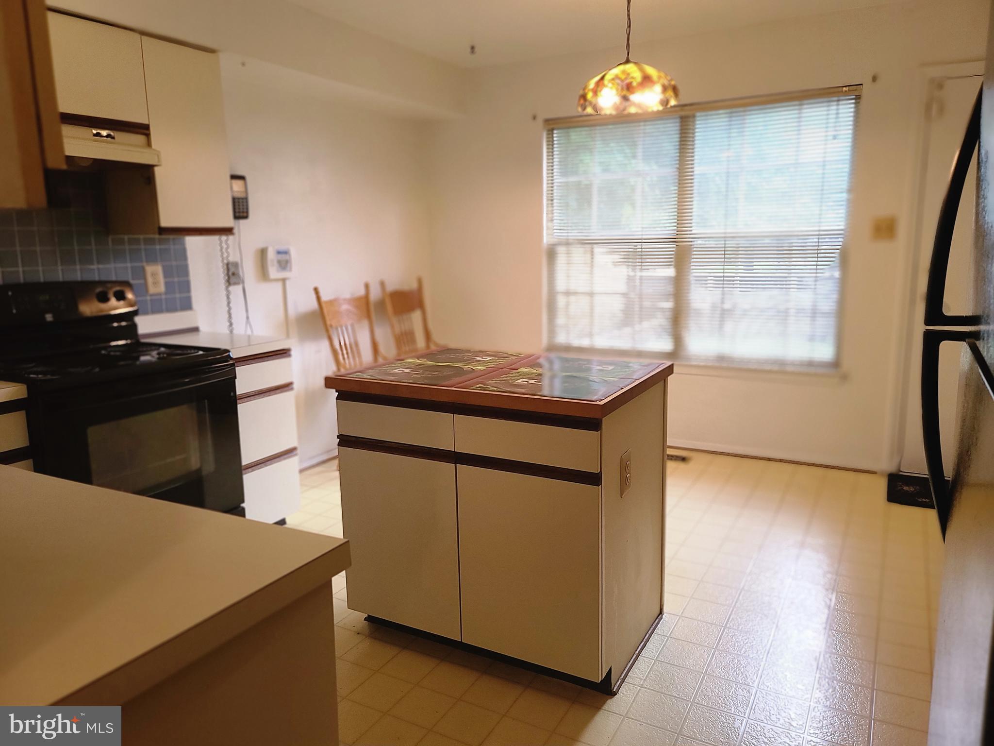 FAIRMOUNT PARK - Residential