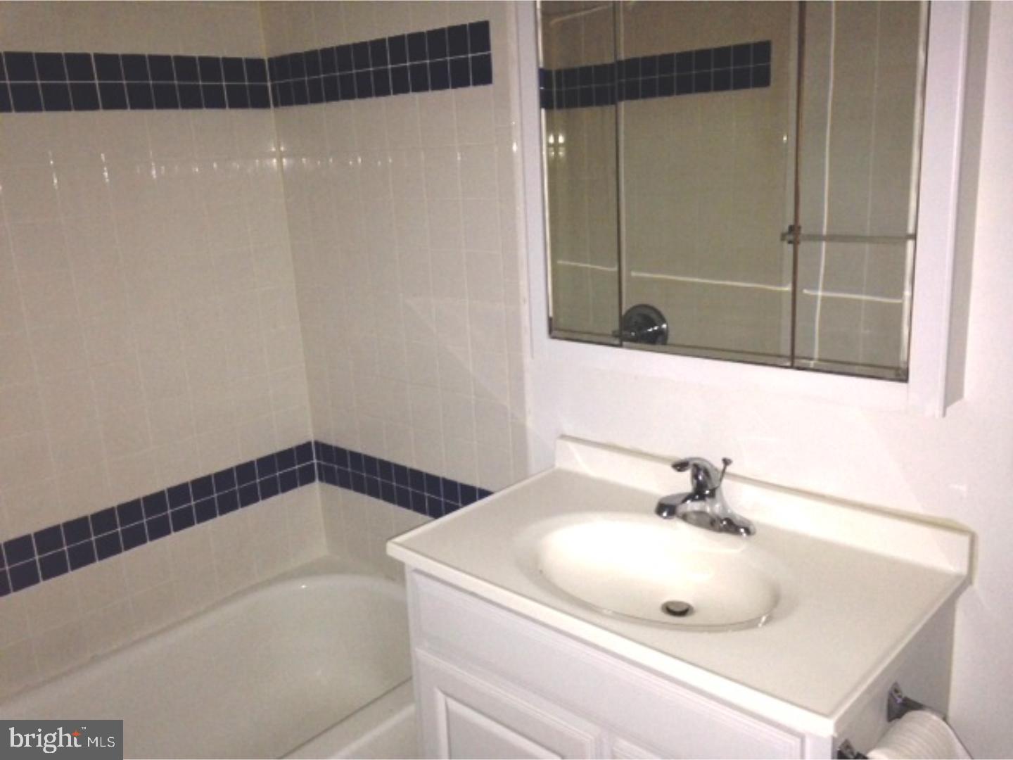 WASHINGTON SQ - Residential Lease