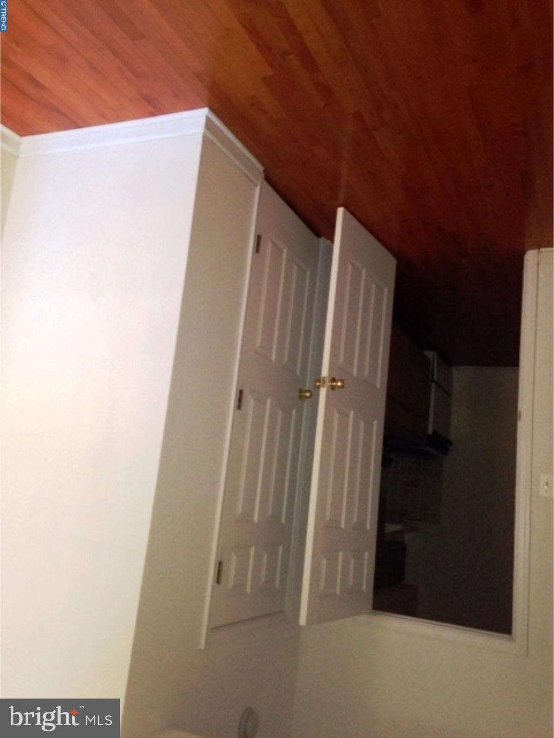 WASHINGTON SQ - Residential Lease