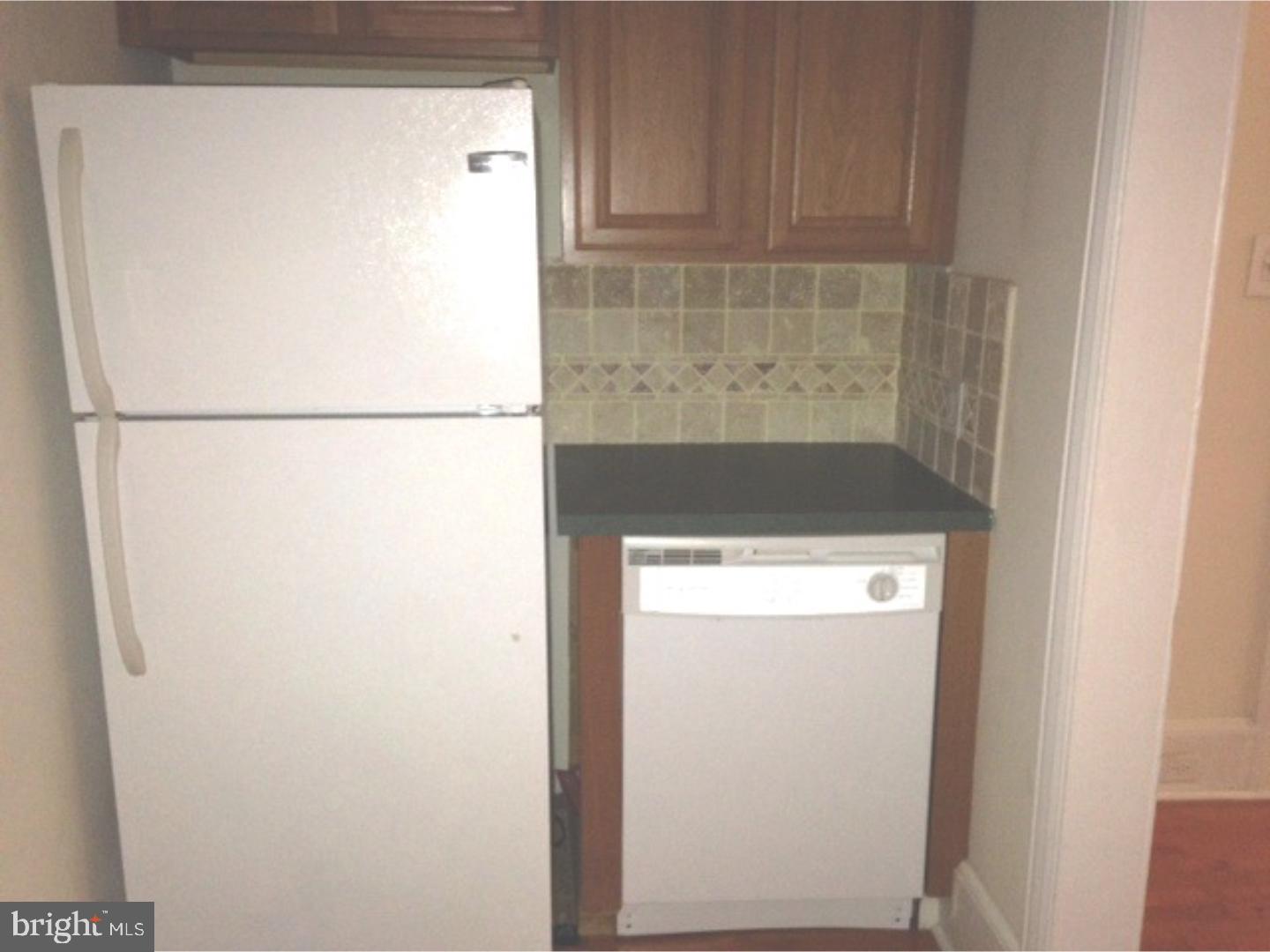 WASHINGTON SQ - Residential Lease