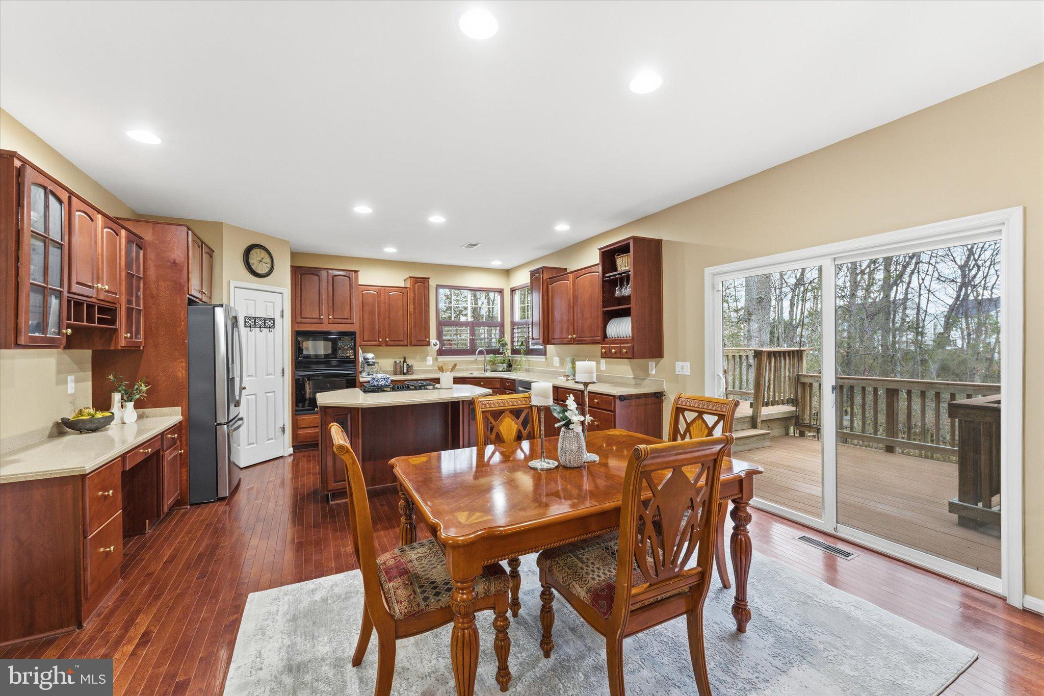 CROSSMAN CREEK - Residential