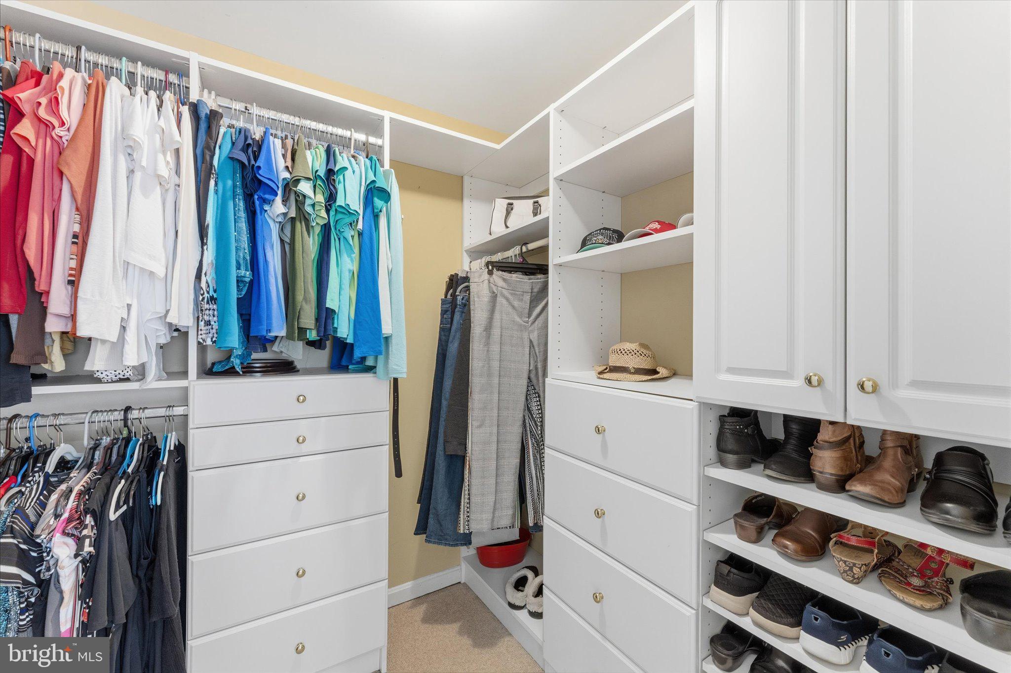 CROSSMAN CREEK - Residential