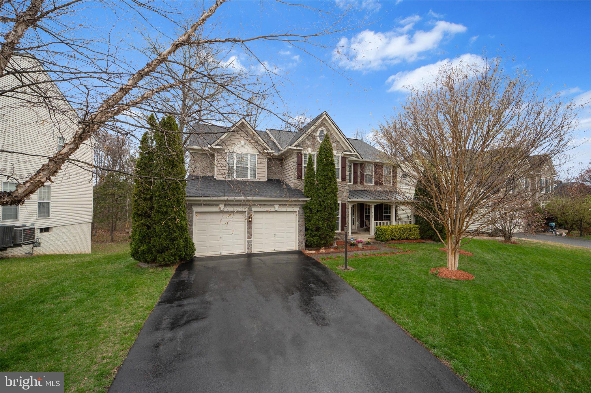 9325 RUSTIC BREEZE COURT