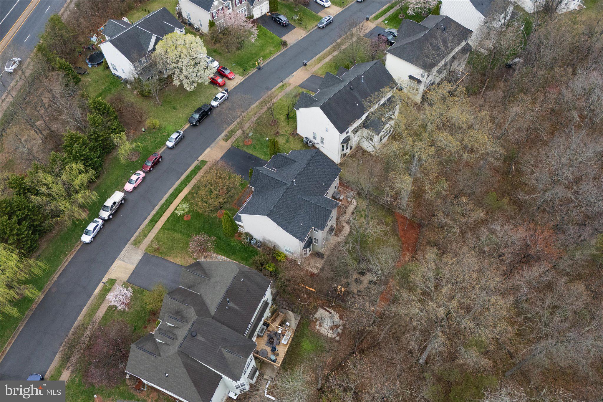 CROSSMAN CREEK - Residential