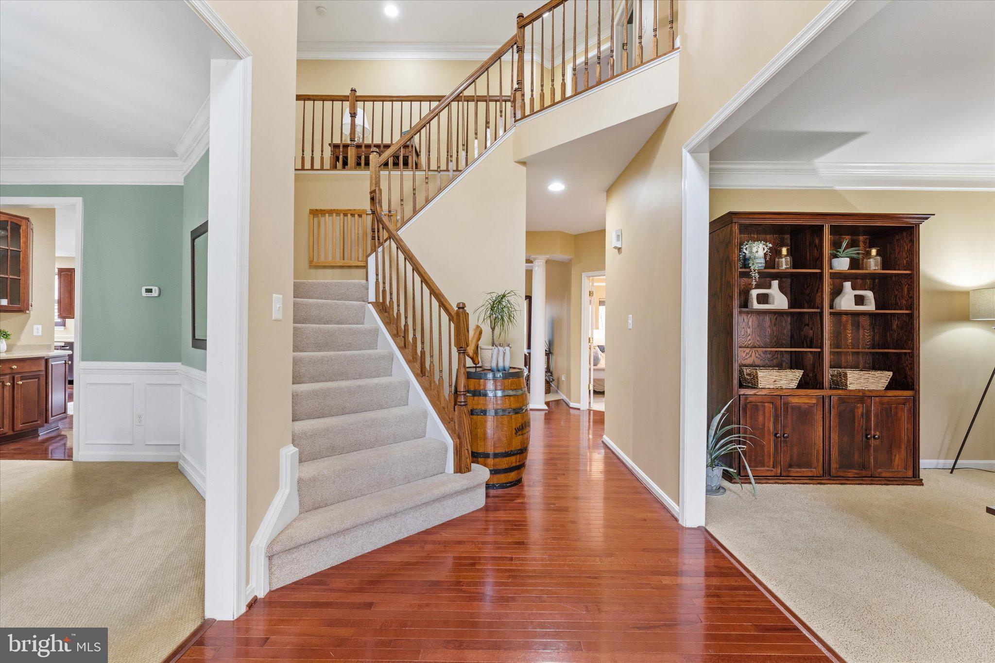 9325 RUSTIC BREEZE COURT