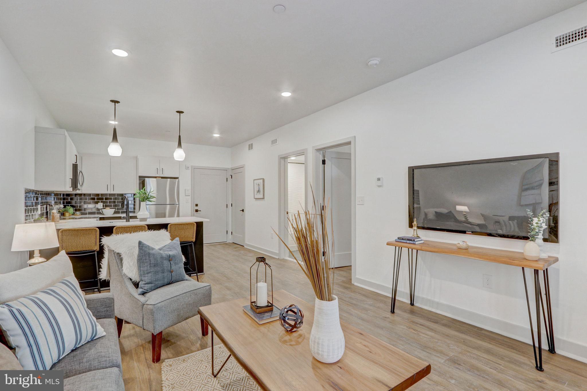 ROXBOROUGH - Residential Lease