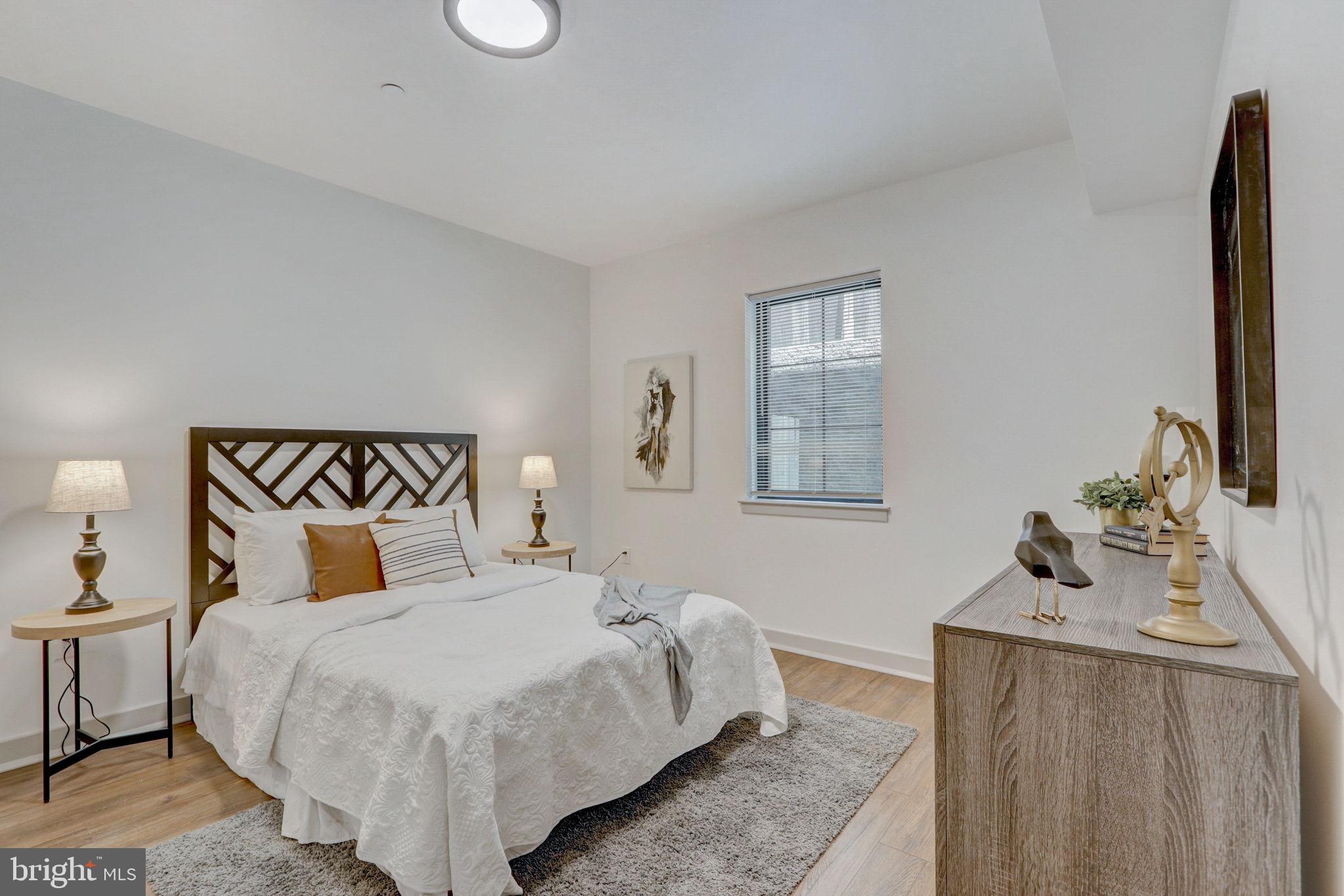 ROXBOROUGH - Residential Lease