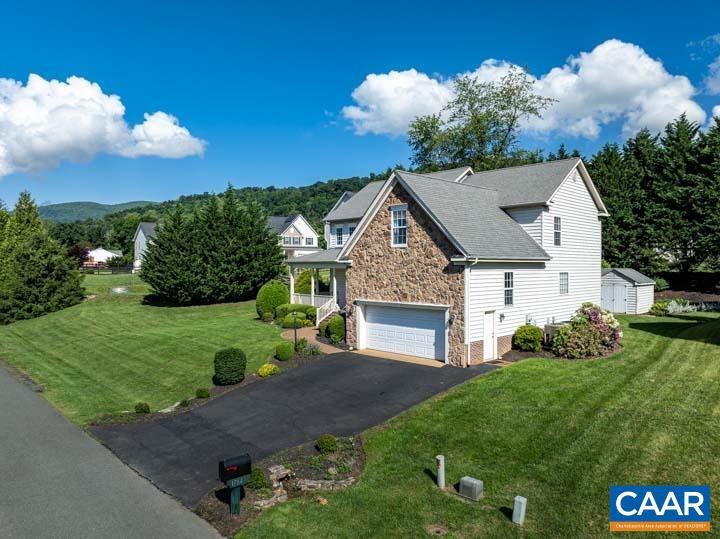 GRAYROCK - Residential