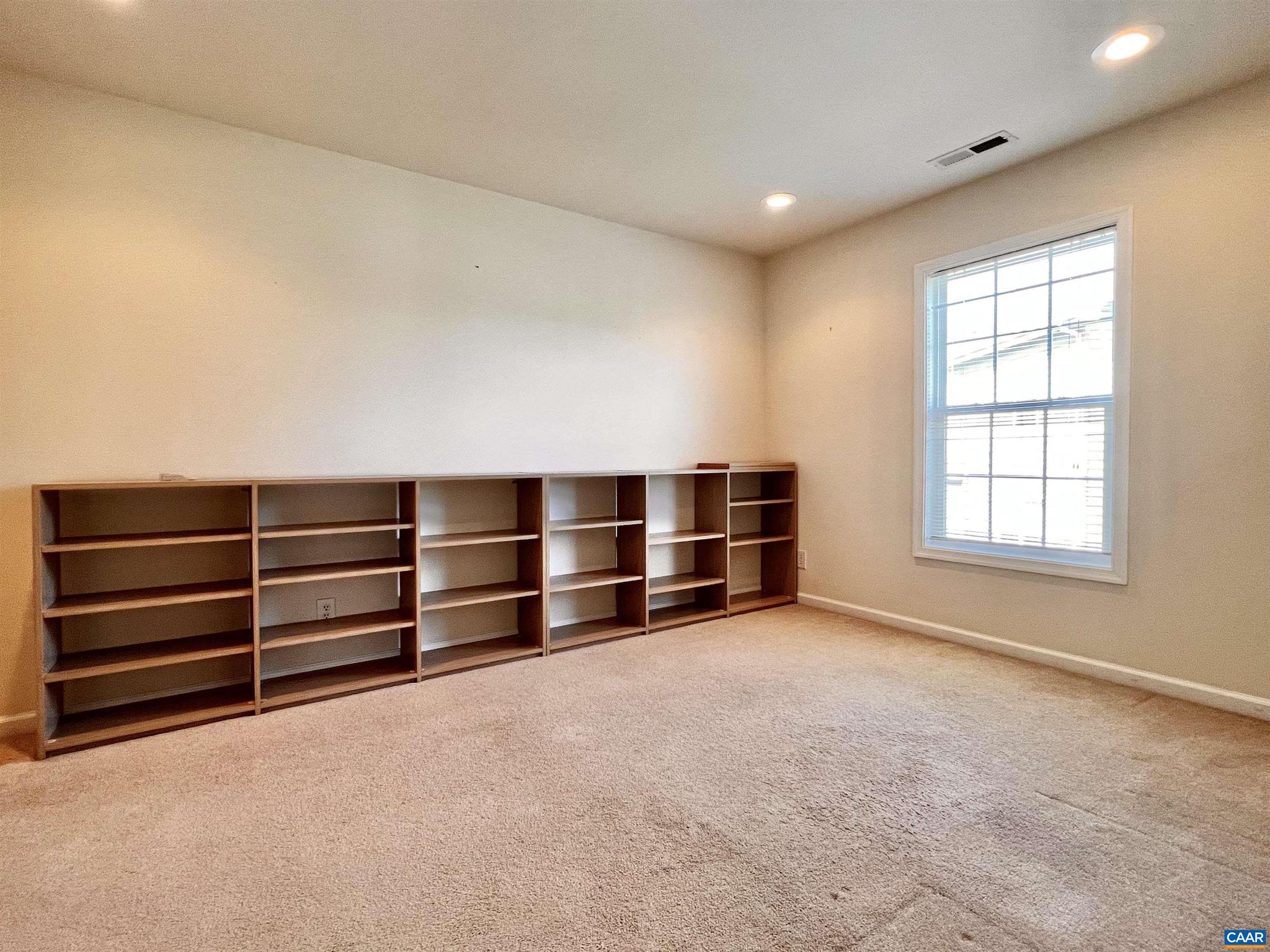 GRAYROCK - Residential